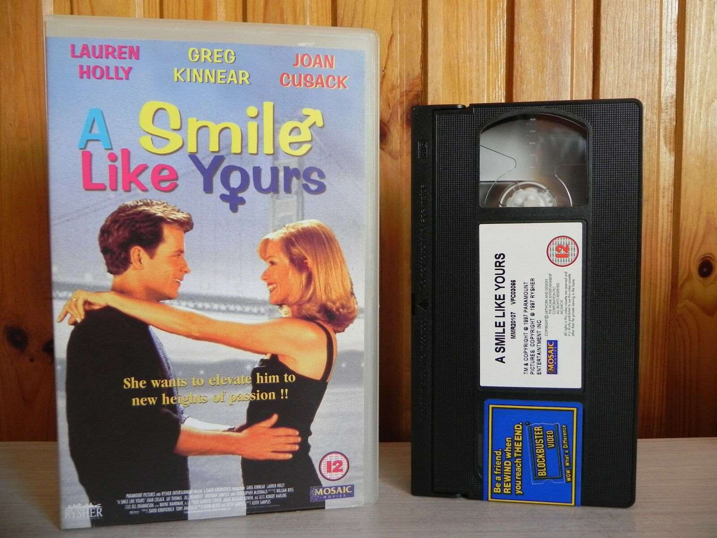 A Smile Like Yours: Romantic Comedy - Large Box [Rental] Greg Kinnear - Pal VHS-