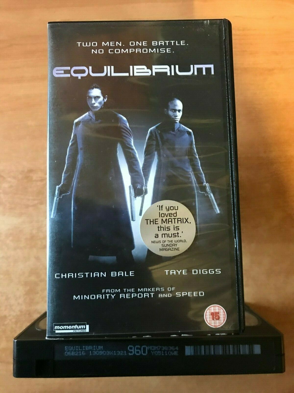Equilibrium (2002): Sci-Fi Action - Dystopian Future - Christian Bale - Pal VHS-