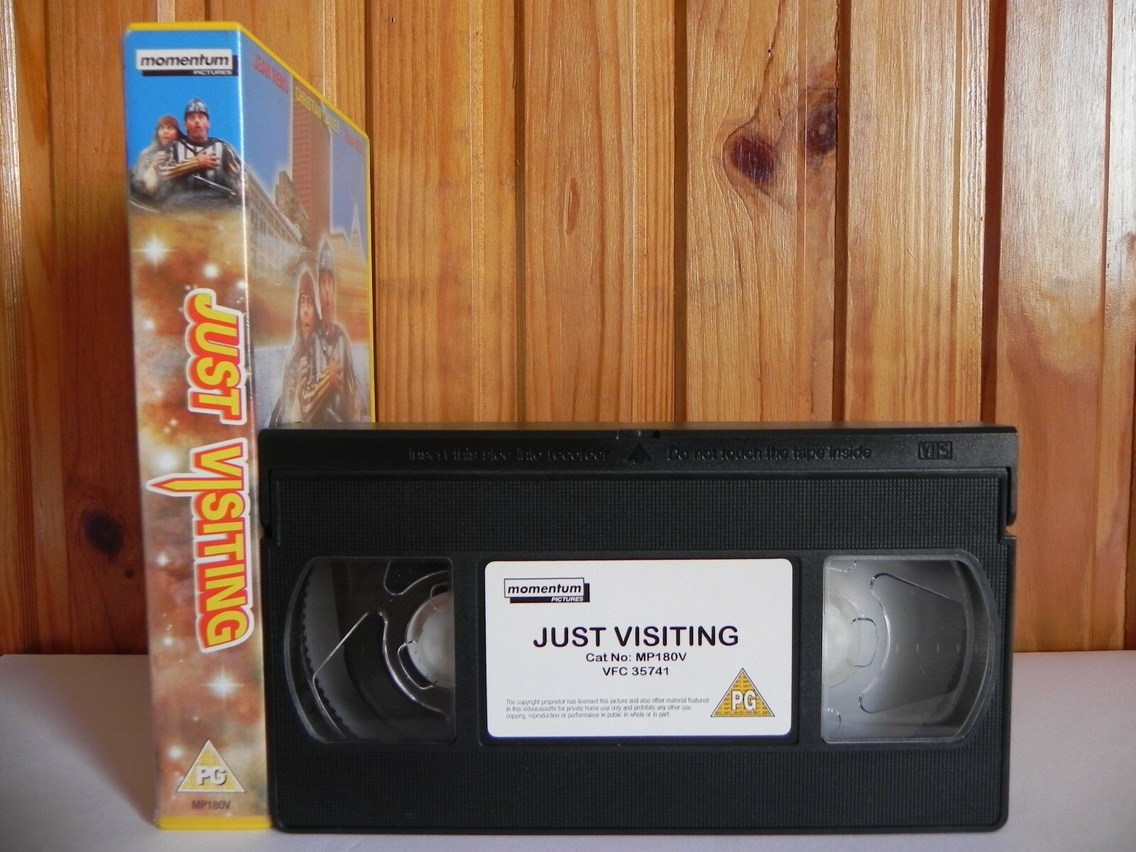 Just Visiting - Momentum - Comedy - Jean Reno - Christina Applegate - Pal VHS-