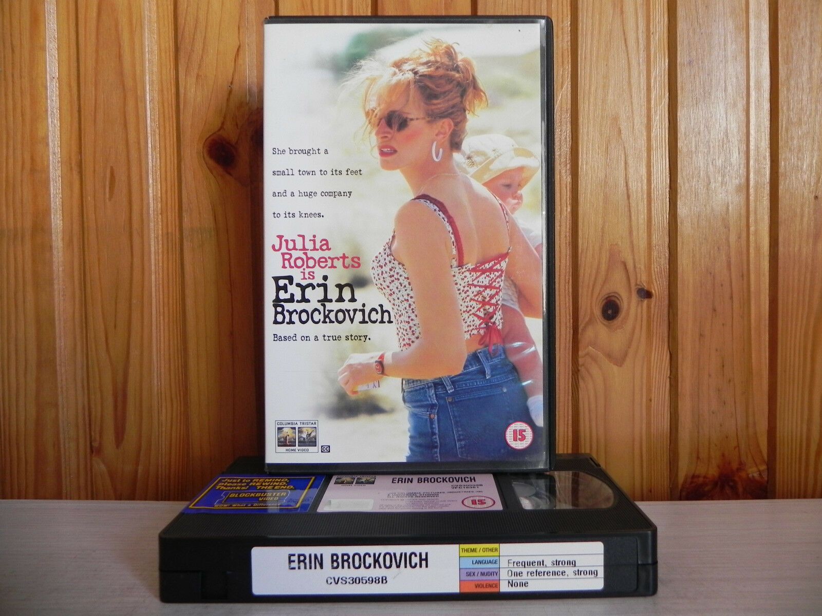 Erin Brockovitch: Drama [Large Box] Rental - Julia Roberts / Albert Finney - Pal VHS-