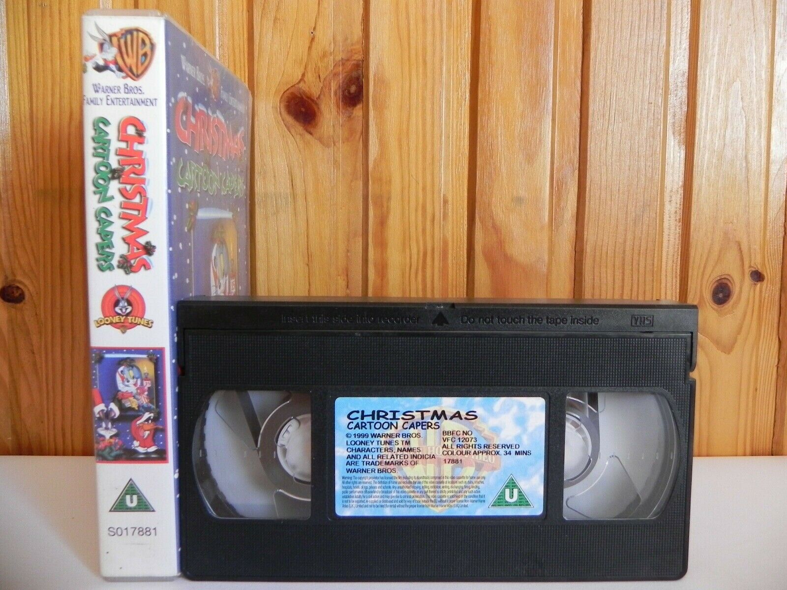 Christmas Cartoon Capers - Warner - Tom & Jerry - Bugs Bunny - Daffy Duck - VHS-