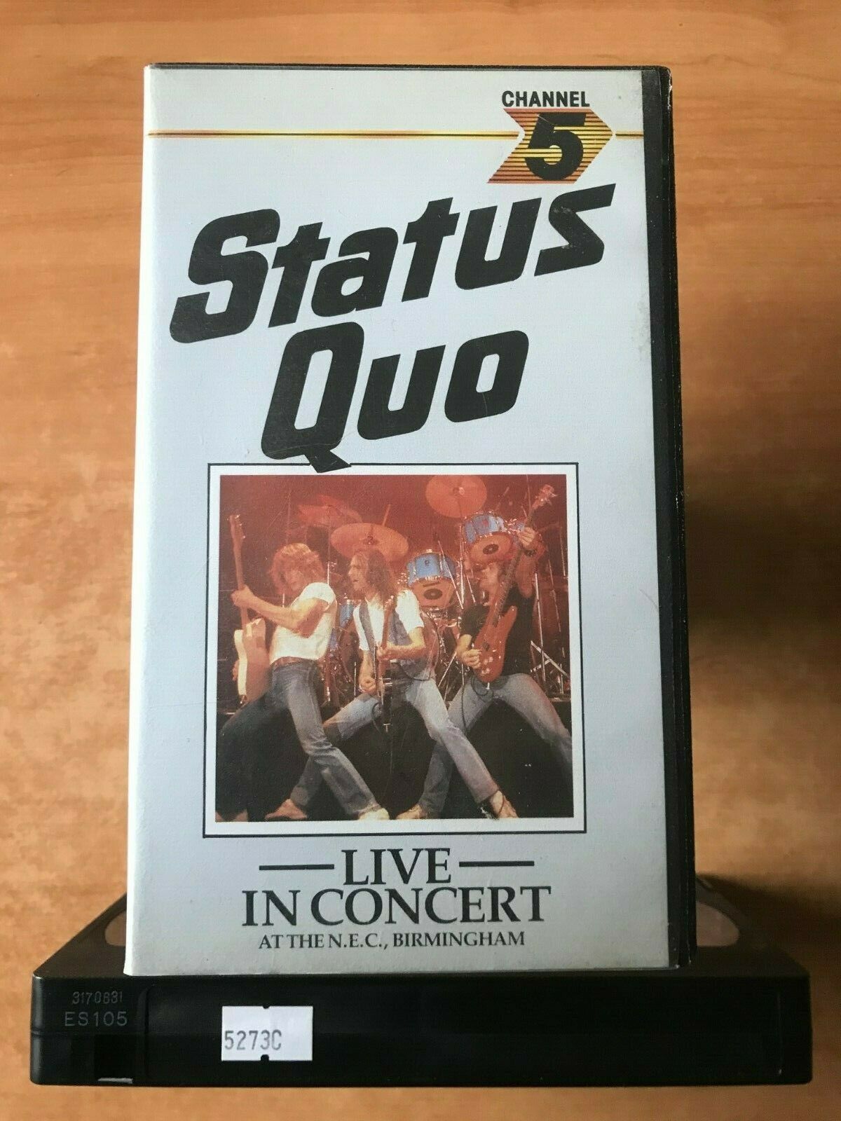 Status Quo: Live In Concert [N.E.C., Birmingham] 20th Anniversary - Music - VHS-