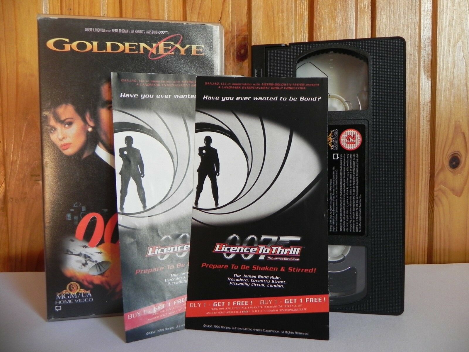 Goldeneye (1996); [007 James Bond] - Spy Action - Pierce Brosnan - Pal VHS-