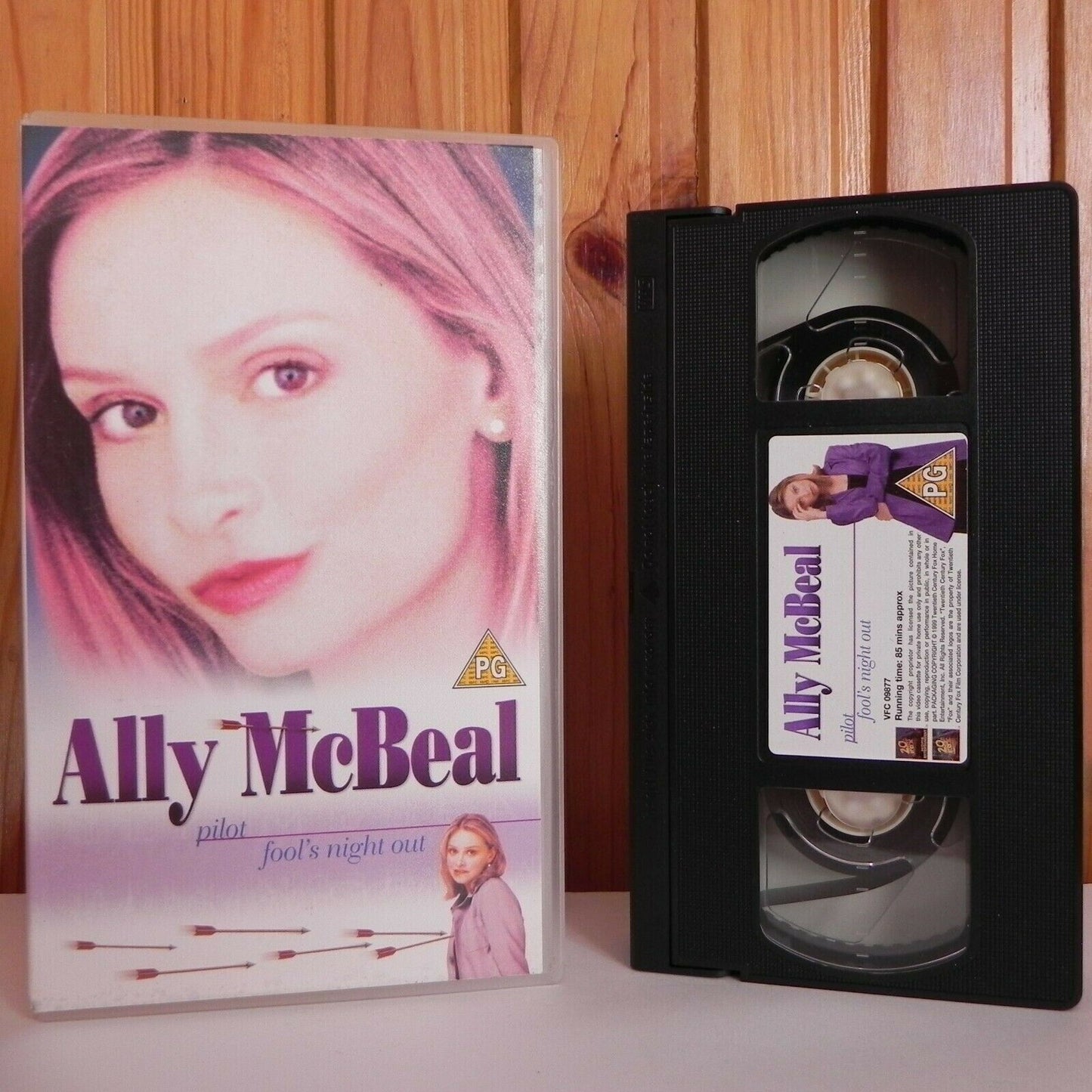 Ally McBeal - Pilot - Fool's Night Out - TV Show - Calista Flockhart - Pal VHS-
