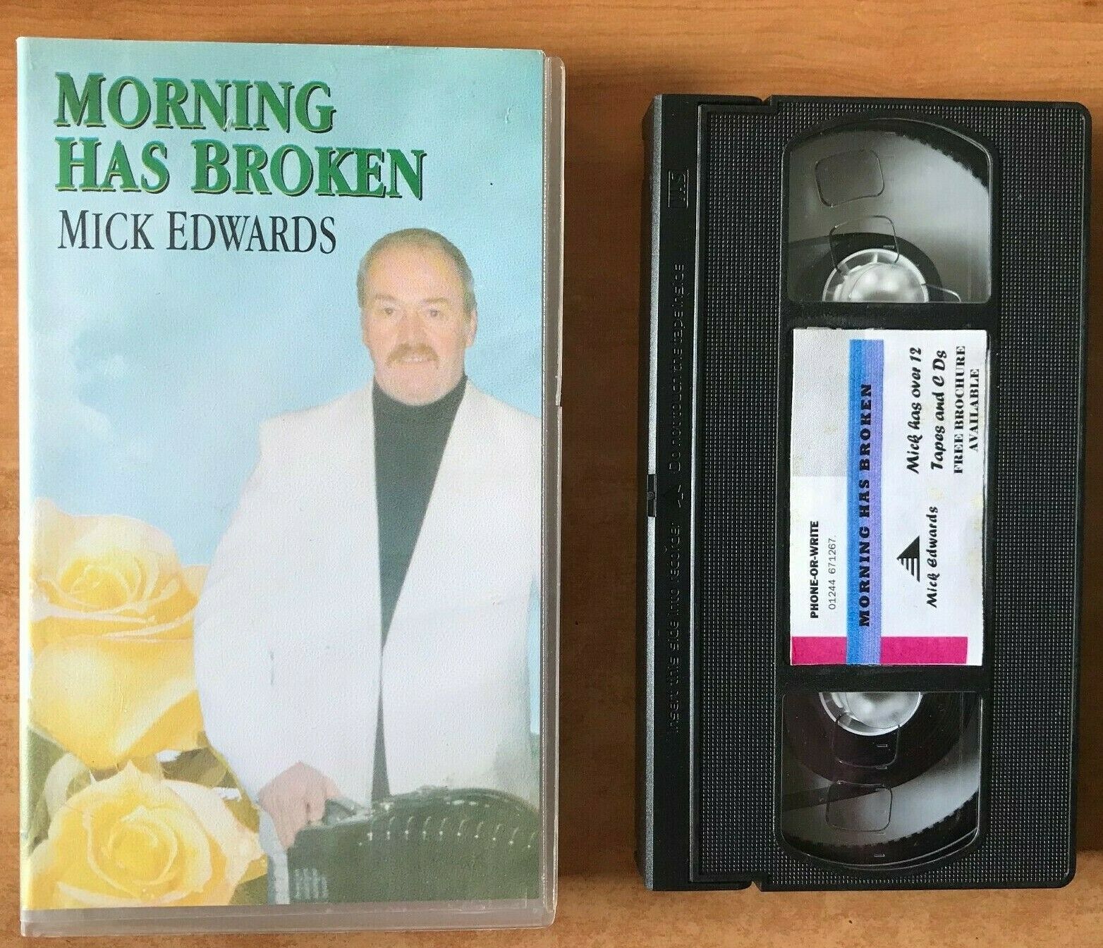 Mick Edwards: Morning Has Broken - 'Amazing Grace' - Live Performance - Pal VHS-