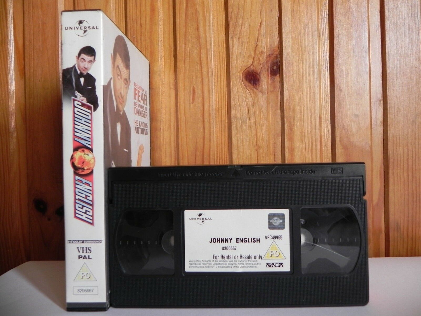 Johnny English - Large Box - Universal - Comedy - Rowan Atkinson - Pal VHS-