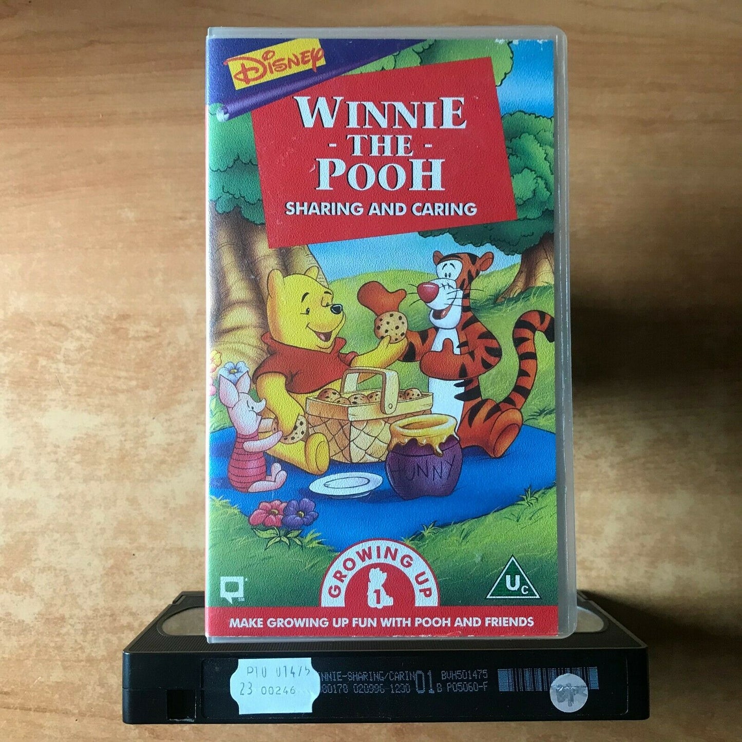 Winnie The Pooh: Sharing And Caring; (Growing Up 1) Animated - Children's - VHS-
