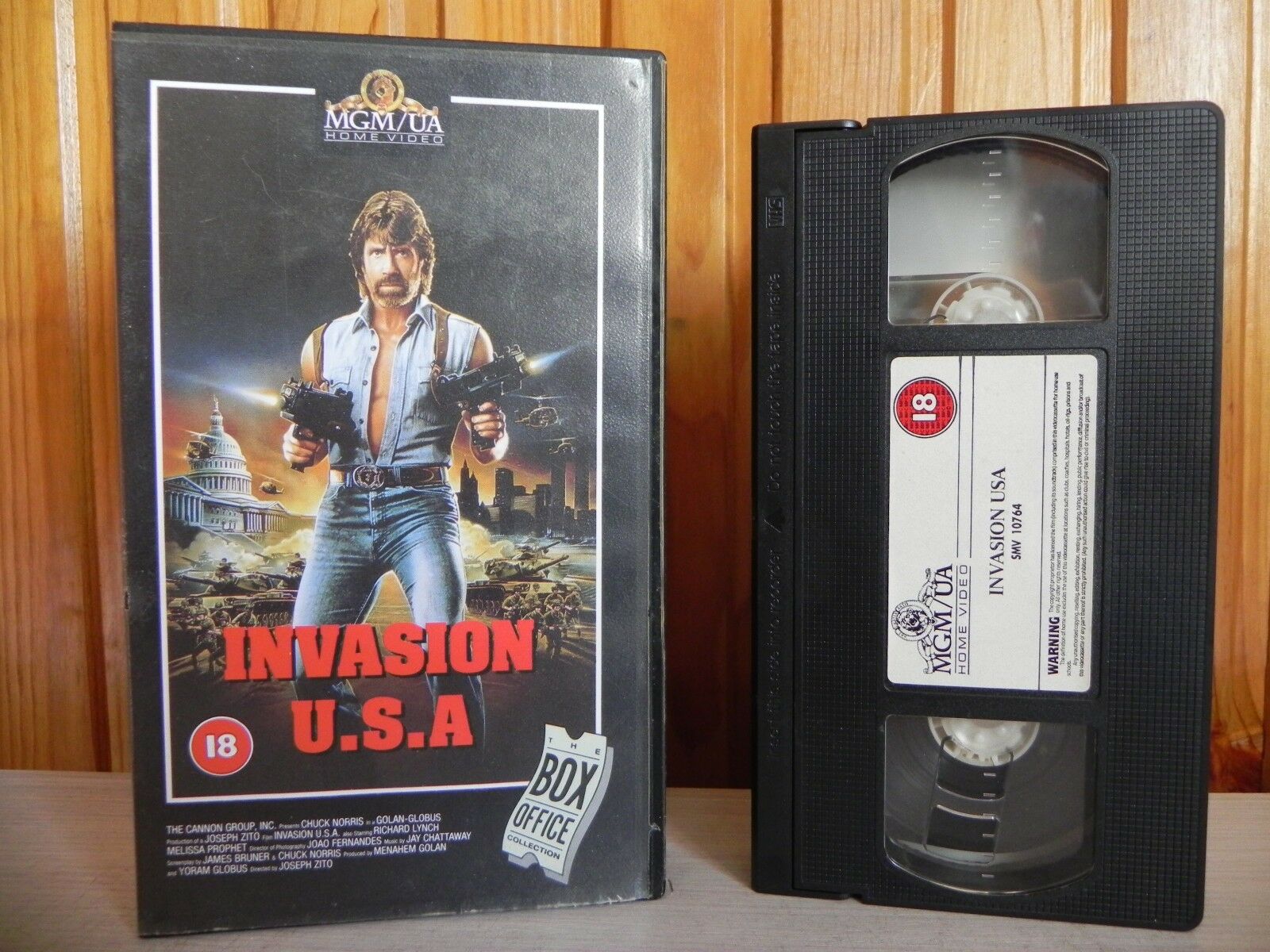 Invasion U.S.A. - MGM/UA Home Video - Cert (18) - Chuck Norris - Action - VHS-