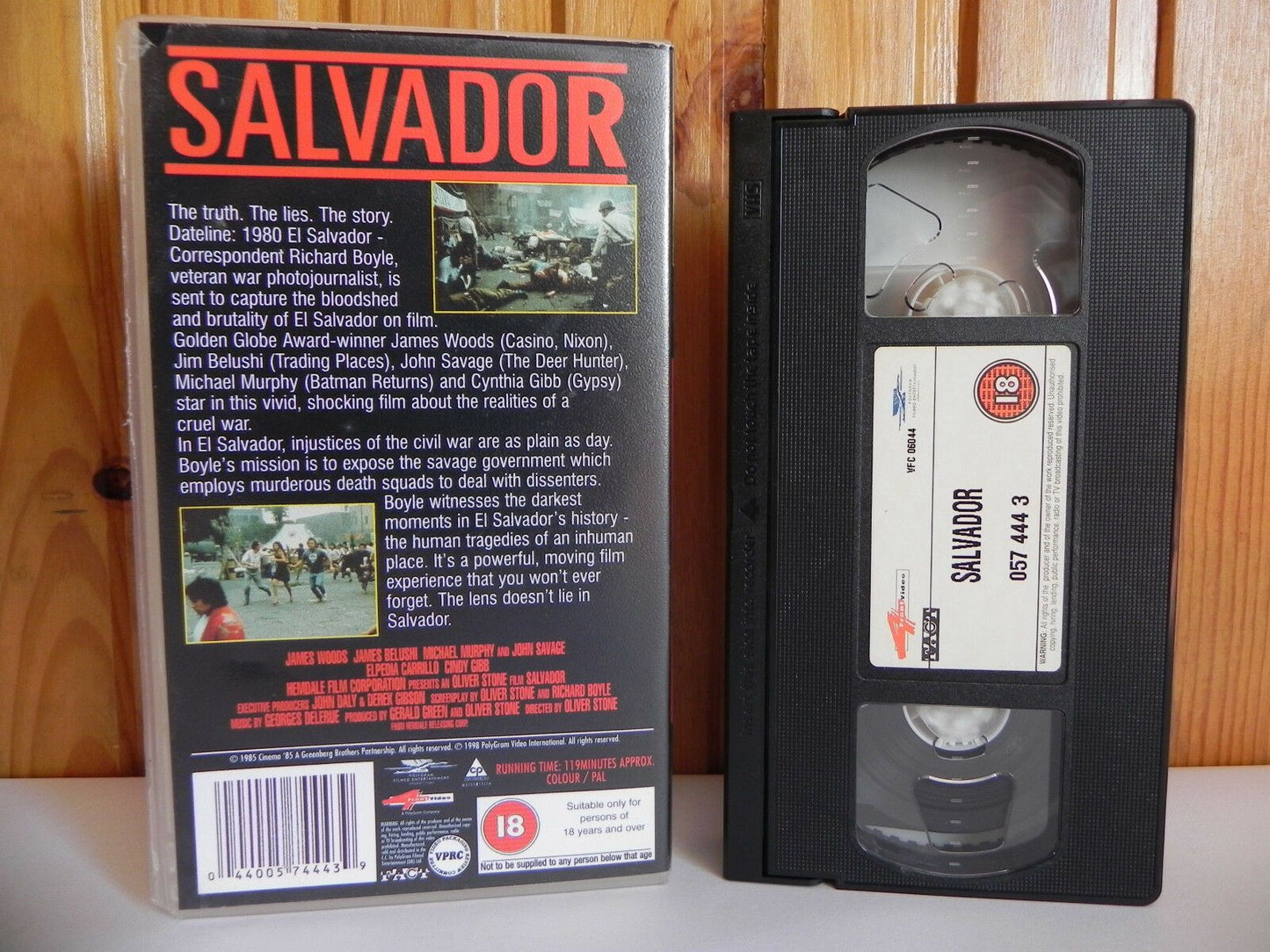 Salvador - 4 Front Video - True Story - James Woods - James Belushi - Pal VHS-