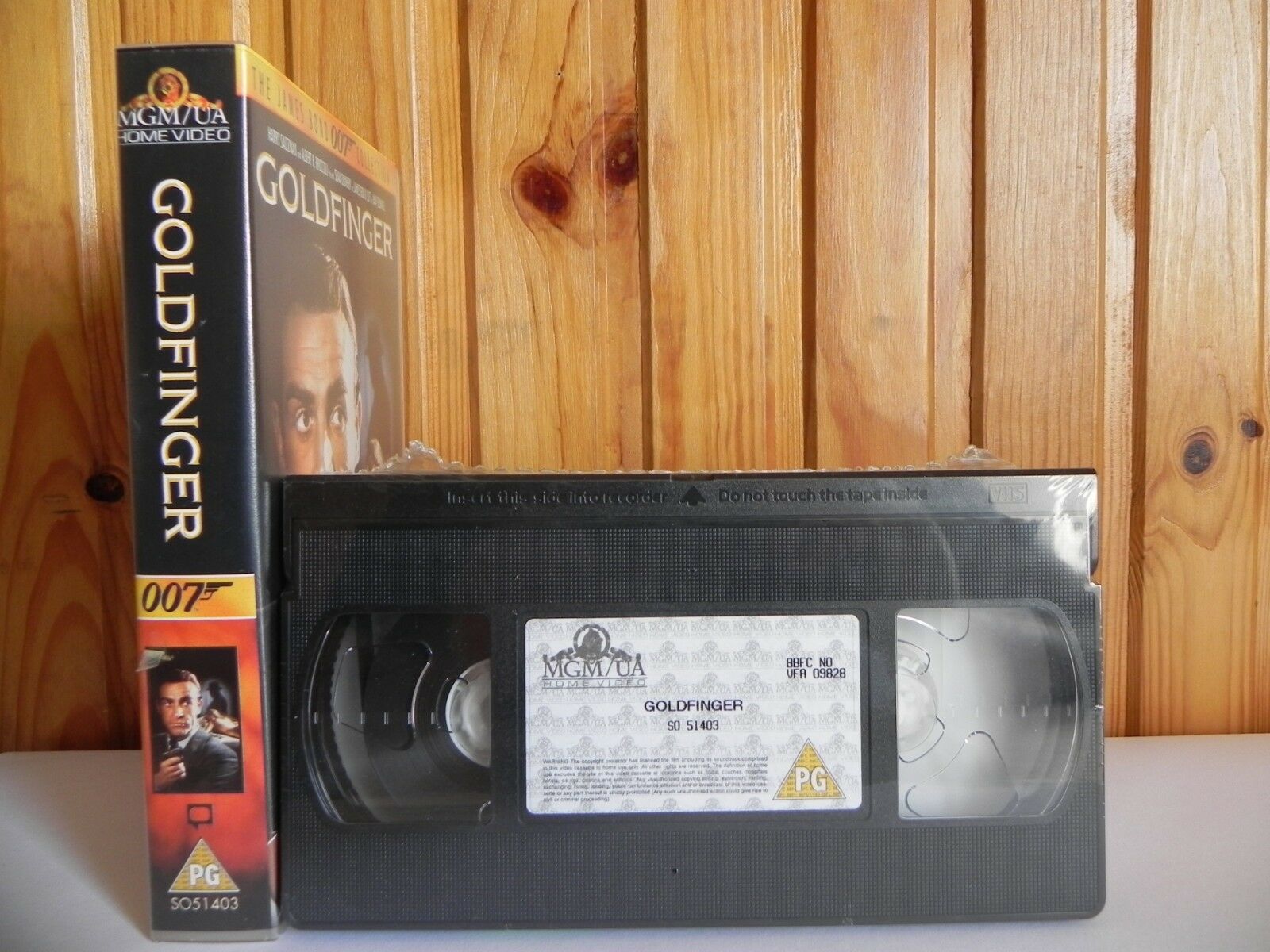 Goldfinger; [007 James Bond] - Action - Brand New Sealed - Sean Connery - VHS-