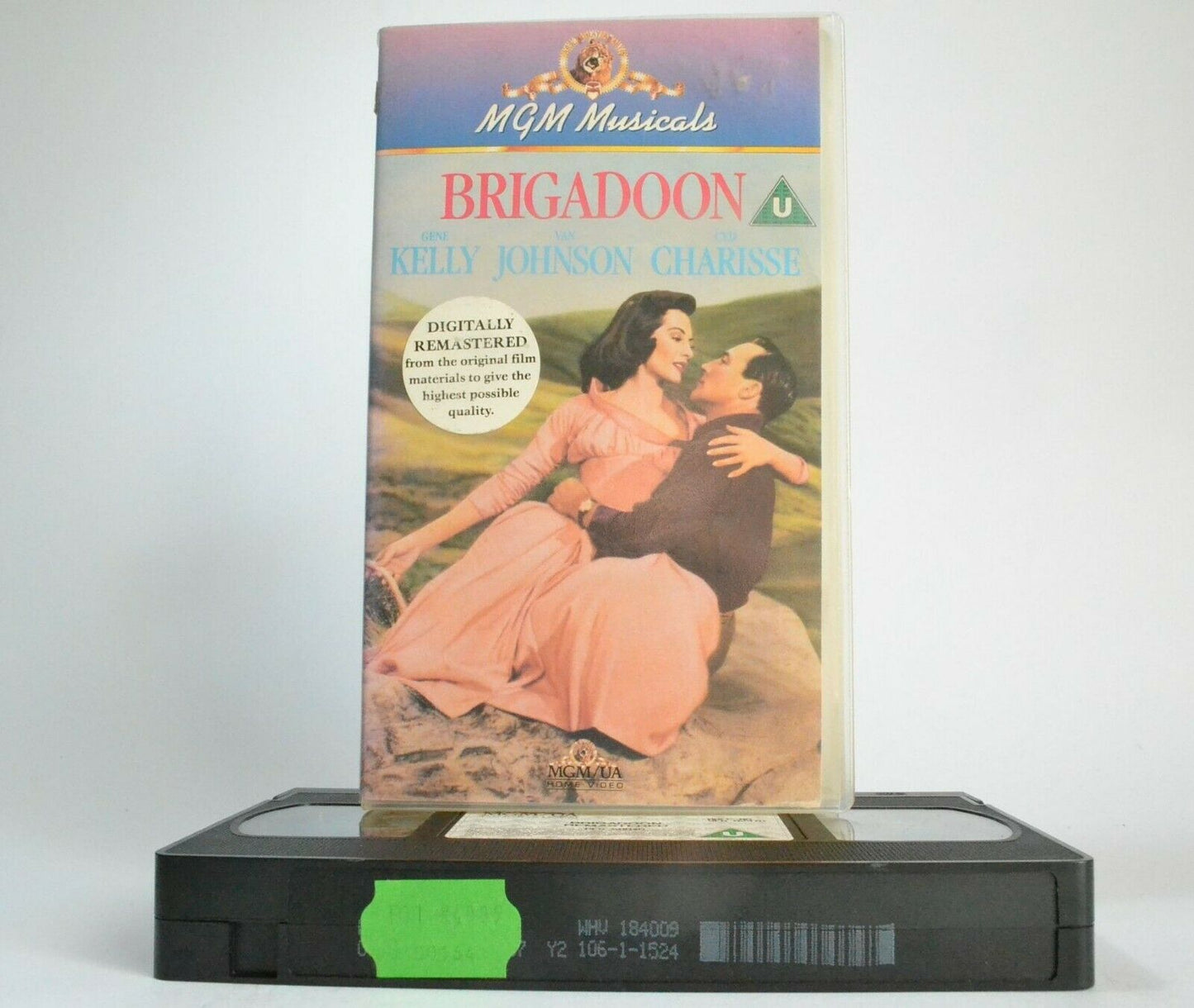 Brigadoon [MGM Musicals]: Digitally Remastered - Gene Kelly / Van Johnson - VHS-