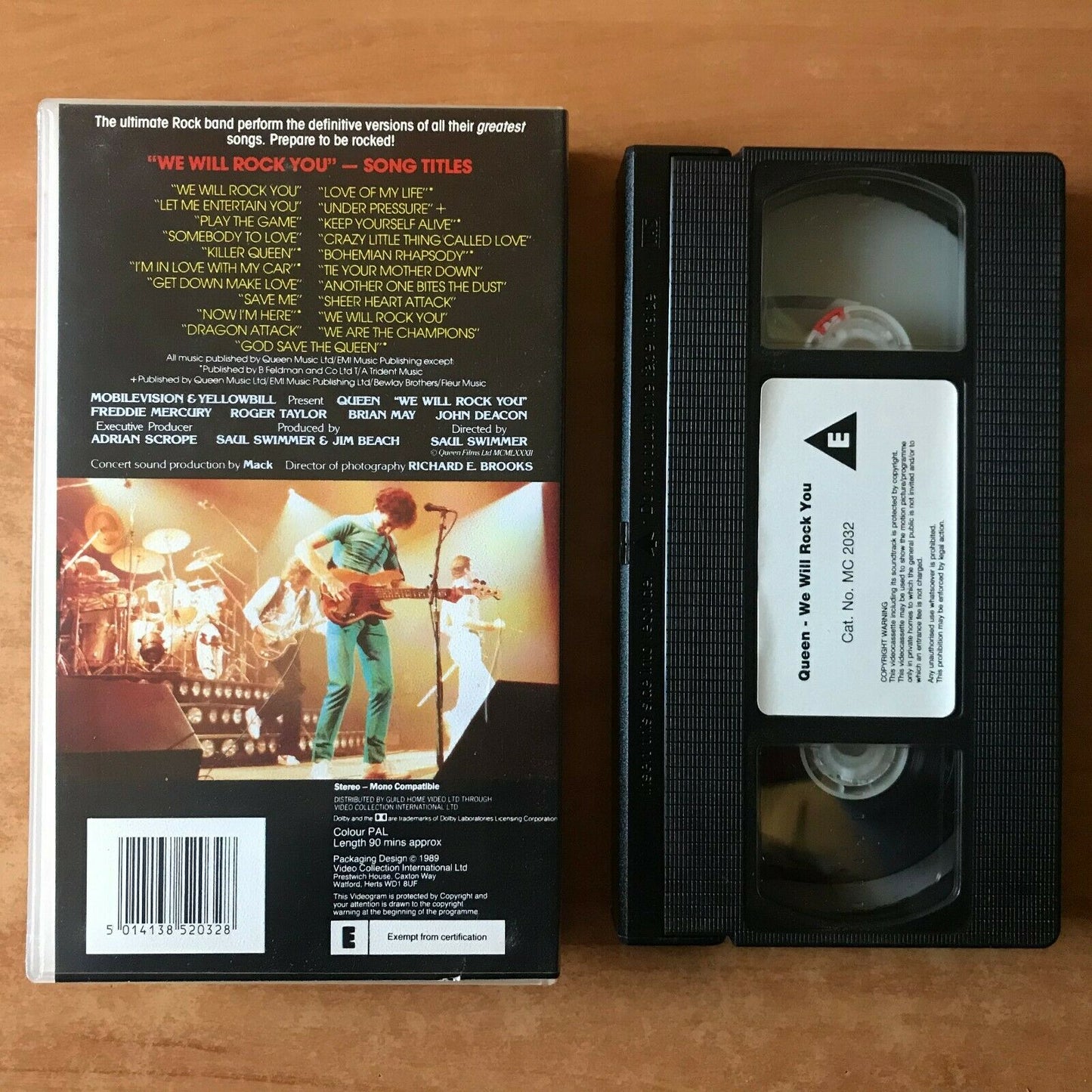 Queen: We Will Rock You [Live Performance] Greatest Hits - Freddie Mercury - VHS-