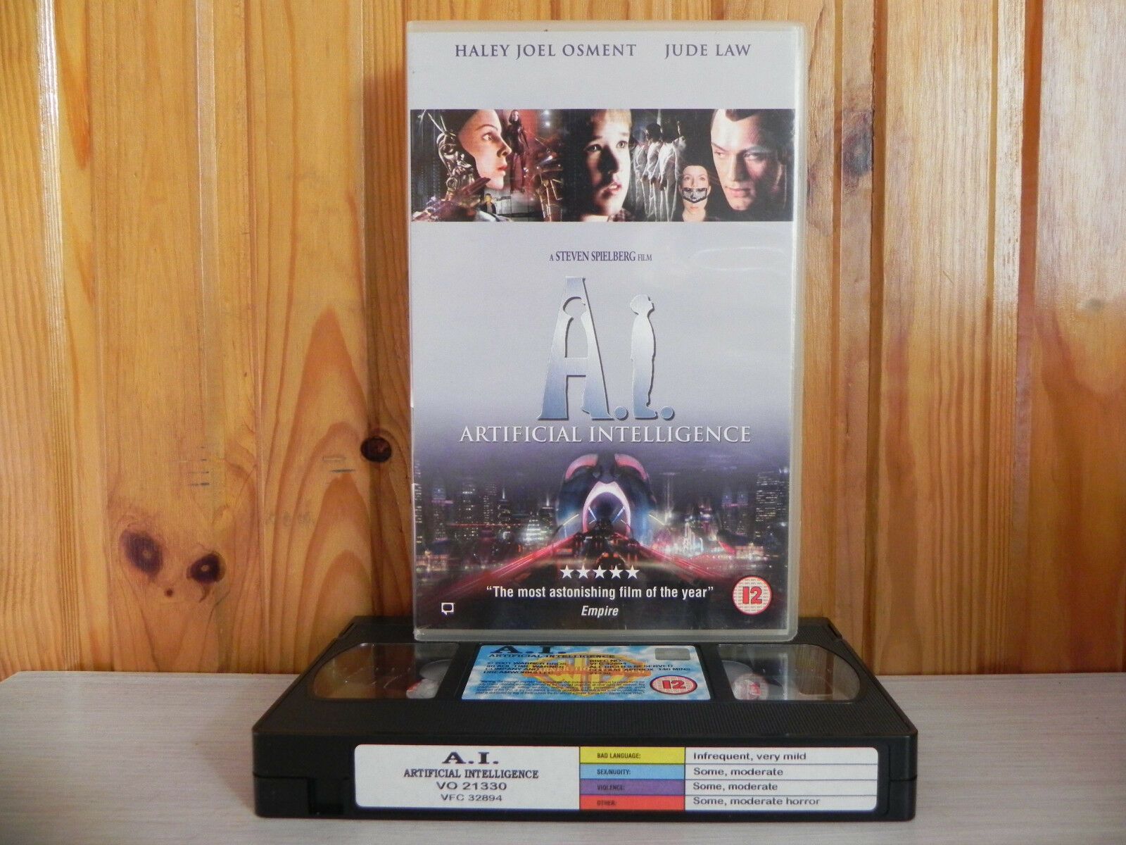 Artificial Intelligence - Large Box - Steven Spielberg - Jude Law - Sci-Fi - VHS-