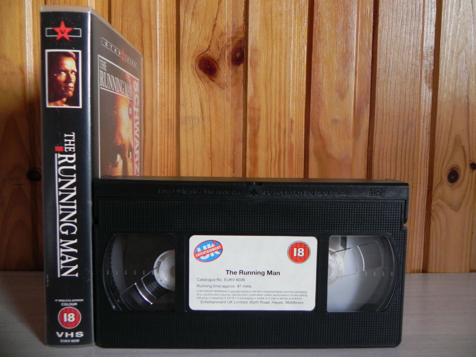 The Running Man - Starvision - Action - Sci-fi - Arnold Schwarzenegger - Pal VHS-
