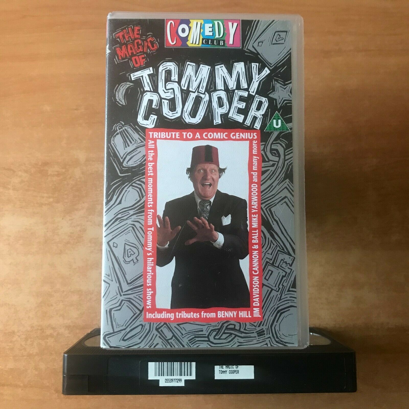 The Magic Of Tommy Cooper; [Comedy Club]: Jim Davidson - Benny Hill - Pal VHS-