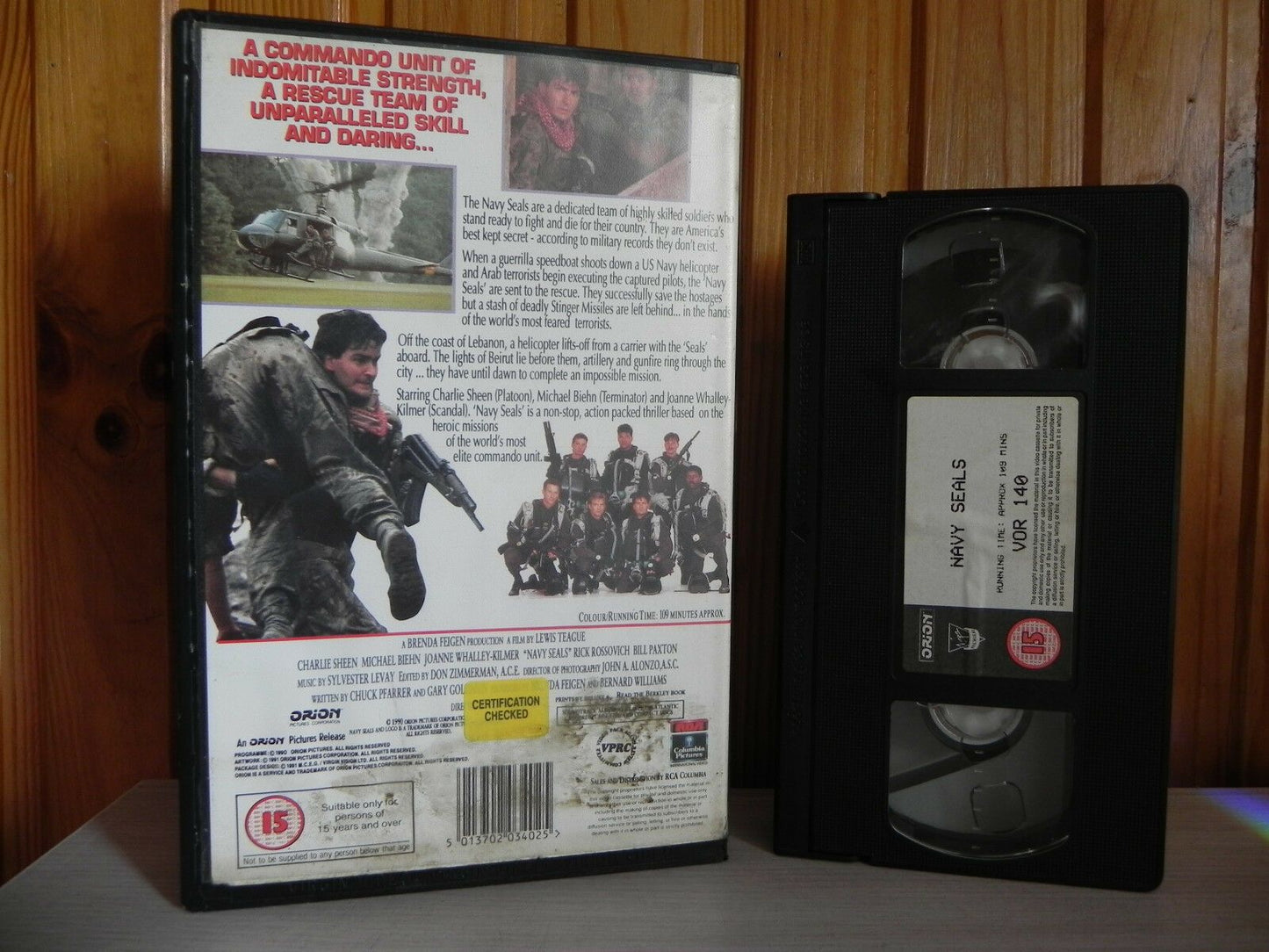 Navy Seals - Collectable Charlie Sheen - Action Virgin Premiere - Big Box - VHS-