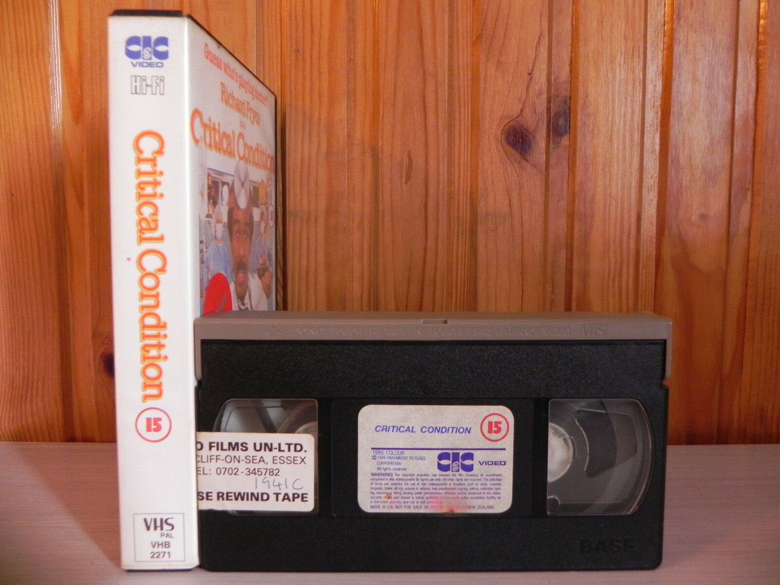 Critical Condition - The Accidental Doctor - Comedy; Richard Prior [Large Box] Rental - Pal VHS-