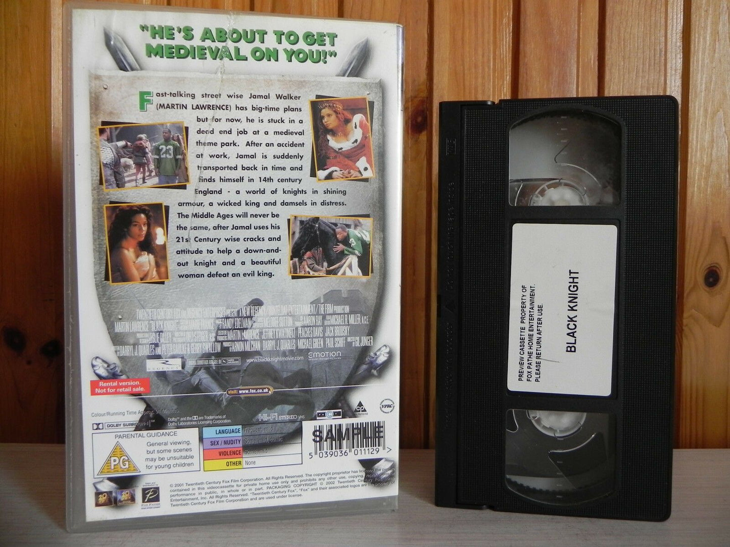 Black Knight; [Free Postcard] Comedy ( Large Box) Martin Lawrence - Pal VHS-