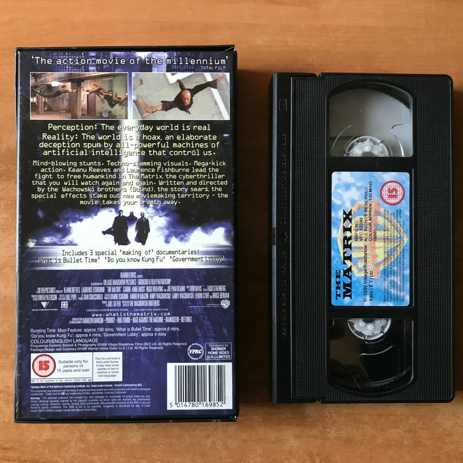 The Matrix; [Special Edition] Dystopian Future - Sci-Fi - Keanu Reeves - Pal VHS-
