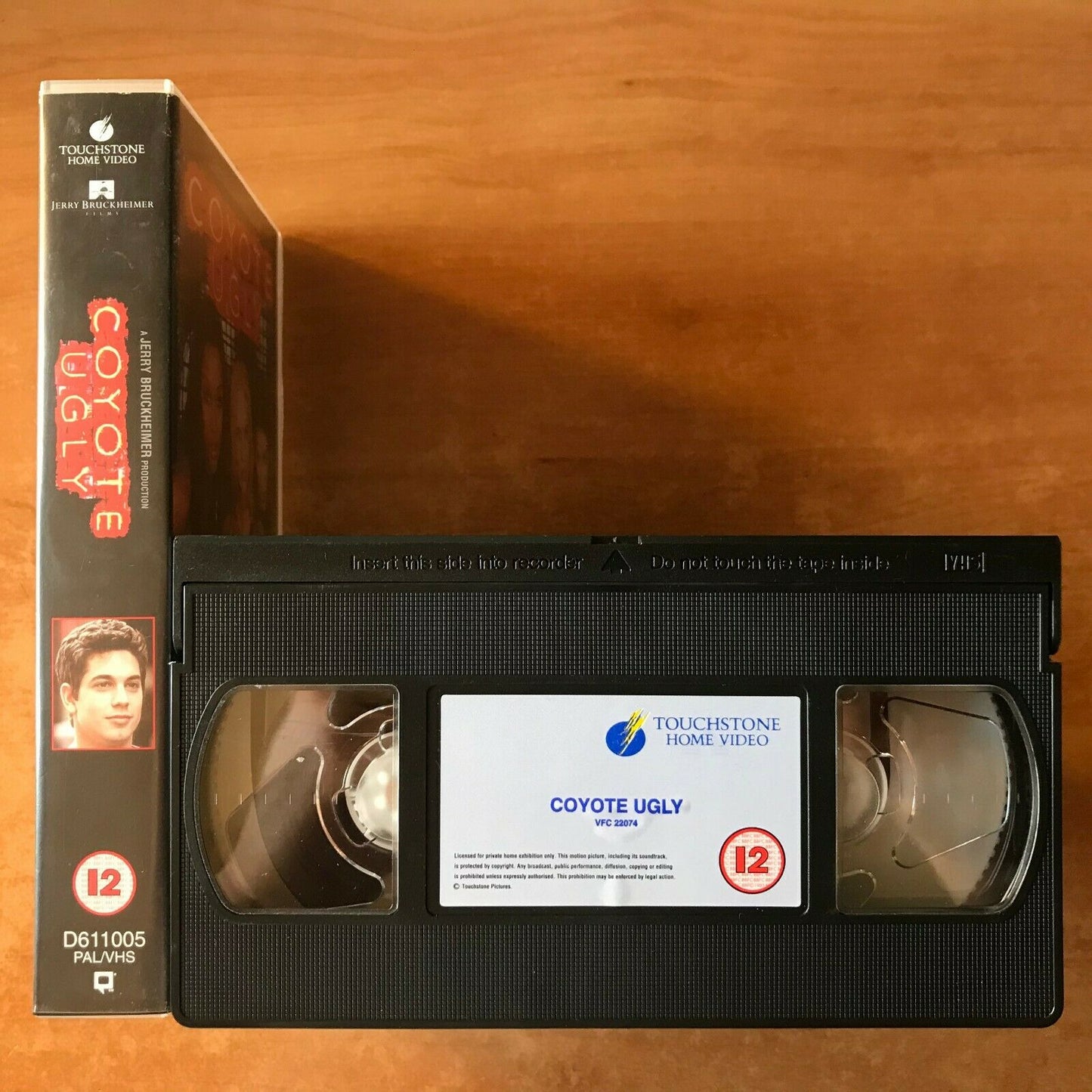 Coyote Ugly (1998); [Chasing Dreams] Romantic Comedy - John Goodman - Pal VHS-