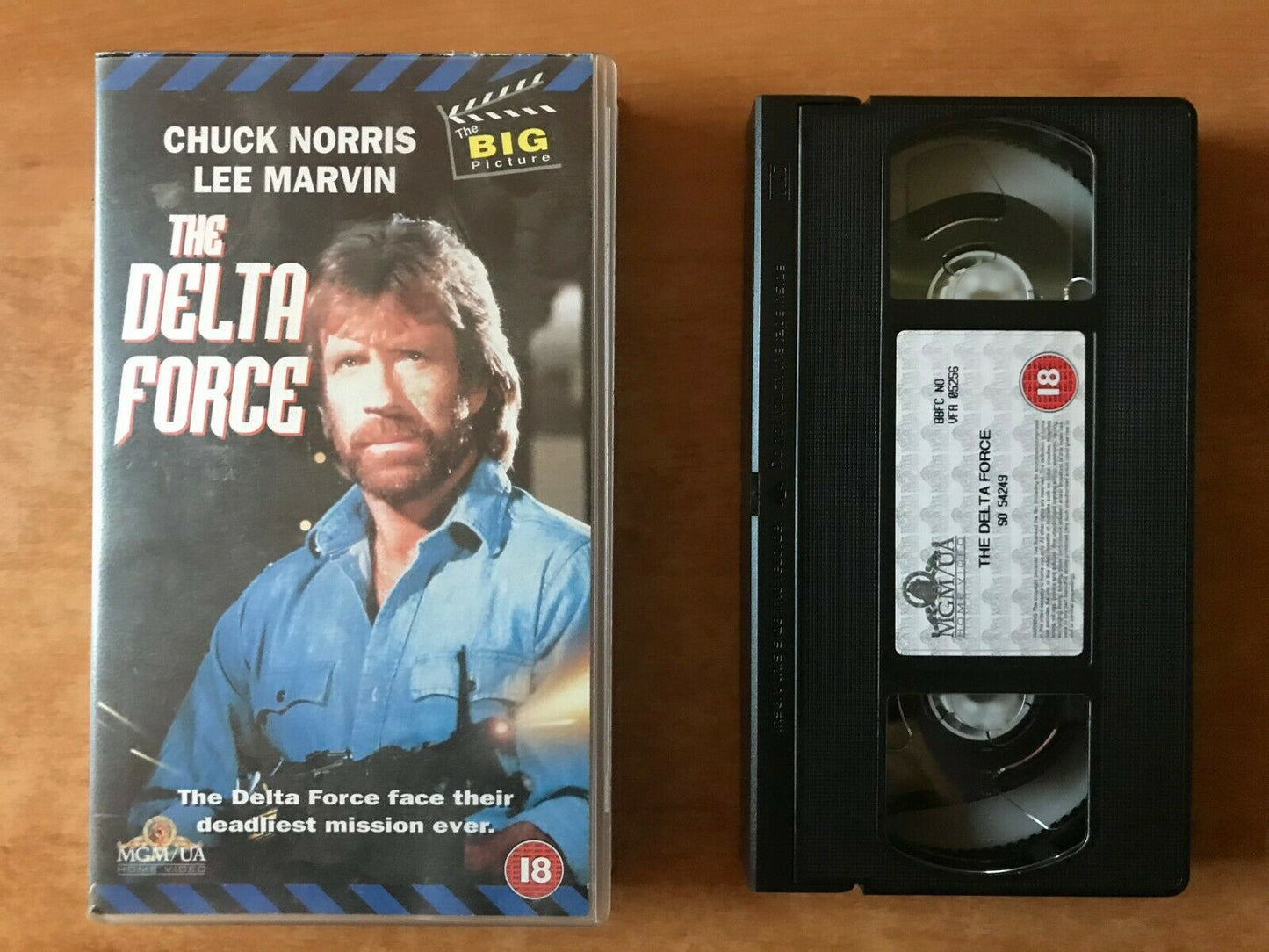 The Delta Force (1986): Commandoes Action - Chuck Norris / Lee Marvin - Pal VHS-