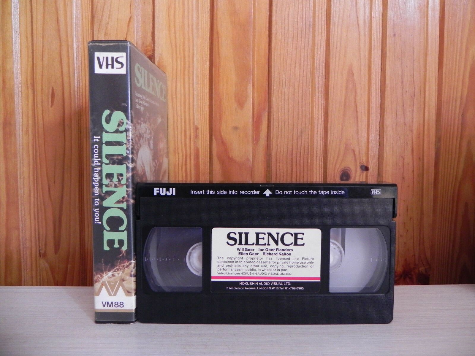 Silence - Ian Beer Flanders - Hokushin - Ex Rental - Big Box - Pre Cert VHS-