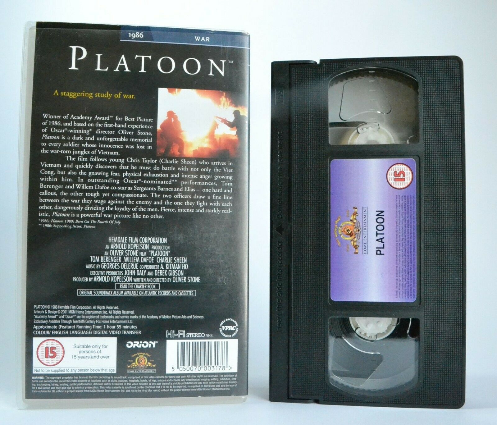 Platoon (1986): 1st Of Oliver Stone Vietnam War Trilogy - Willem Dafoe - Pal VHS-