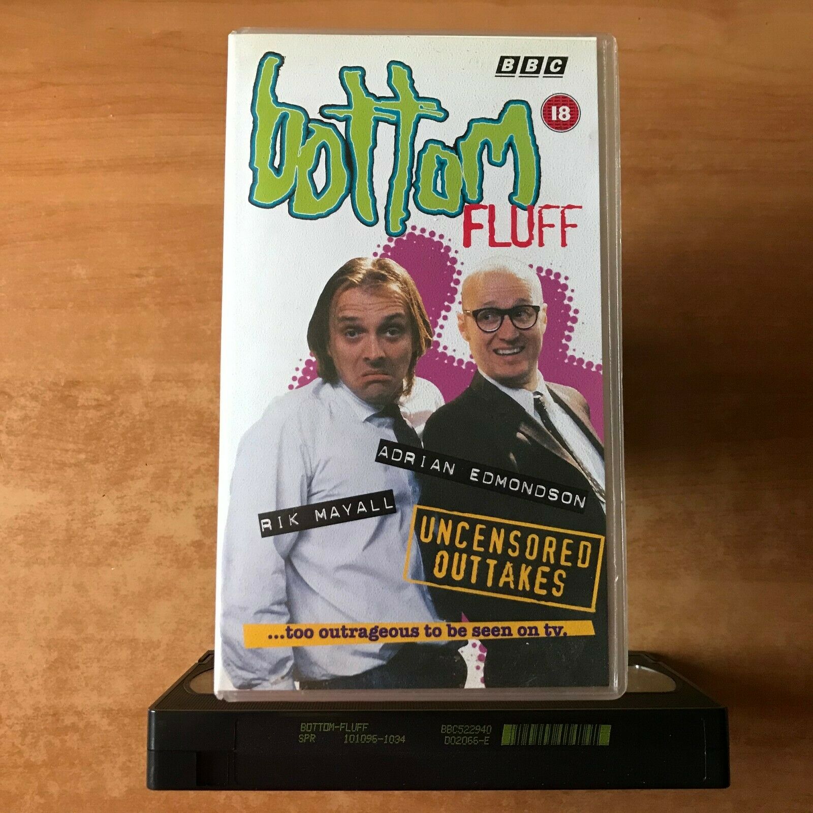 Bottom: Fluff; [Uncensored Outtakes] TV Series - Comedy - Rik Mayall - Pal VHS-