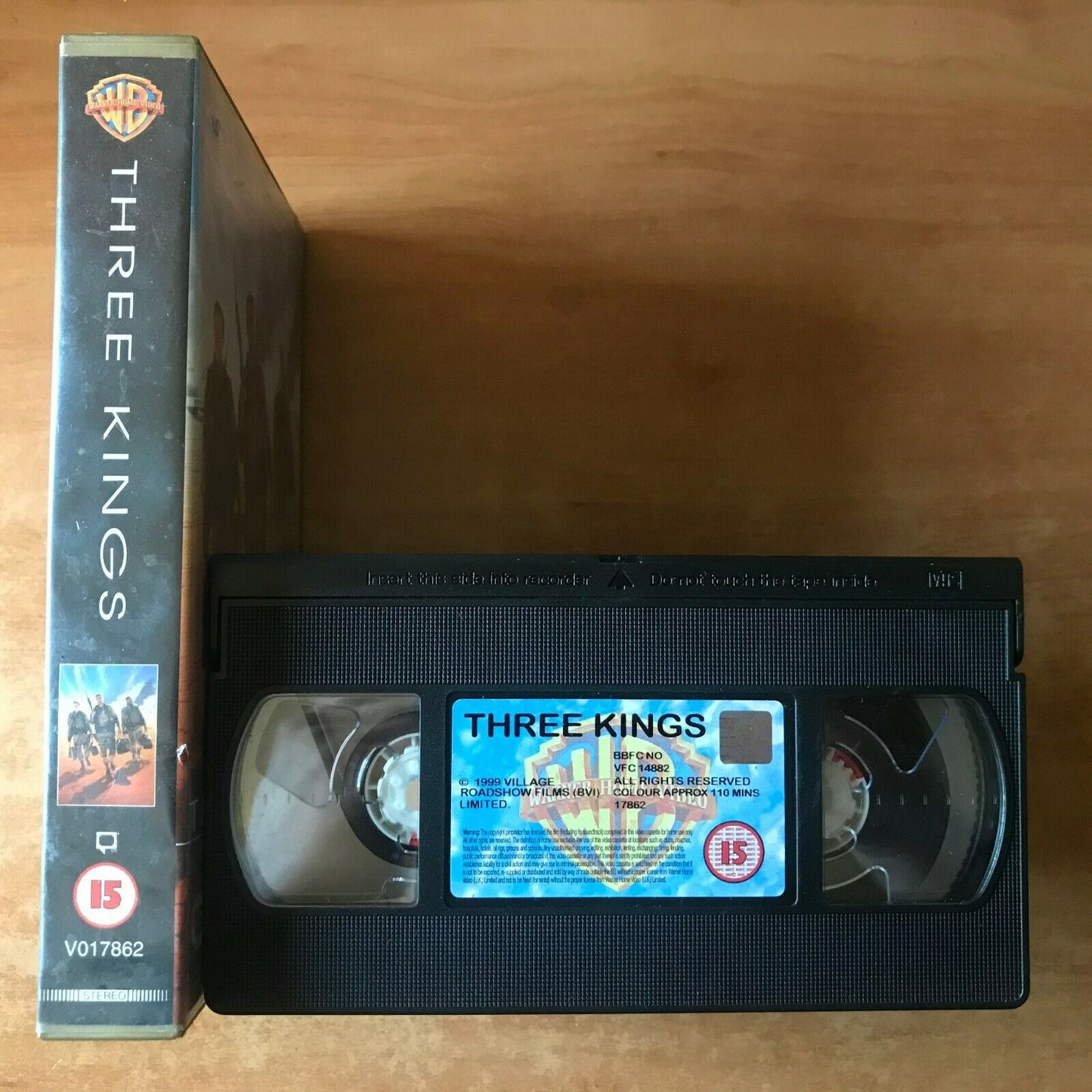 Three Kings; Persian Gulf War - Action [Large Box] Rental - George Clooney - VHS-