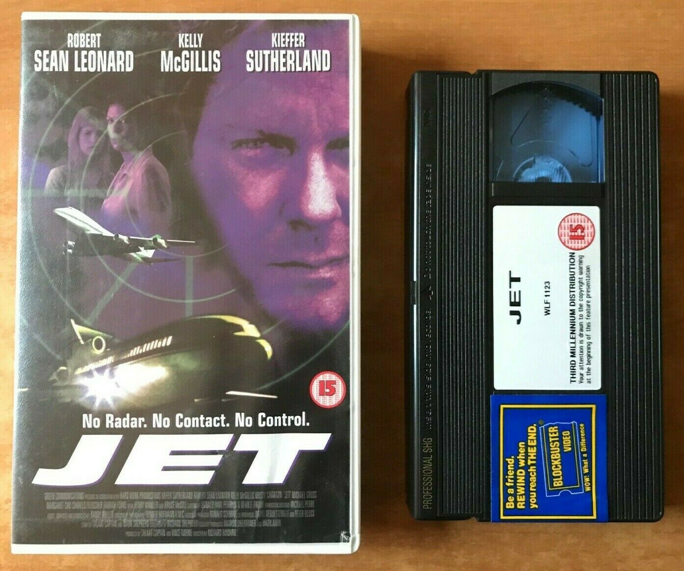 Jet (aka Ground Control): Disaster Thriller [Large Box] Kiefer Sutherland - VHS-