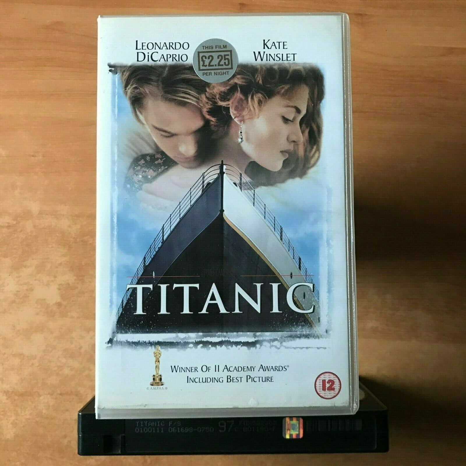 Titanic: Disaster Drama - Romance [Large Box] Rental - Leonardo DiCaprio - VHS-