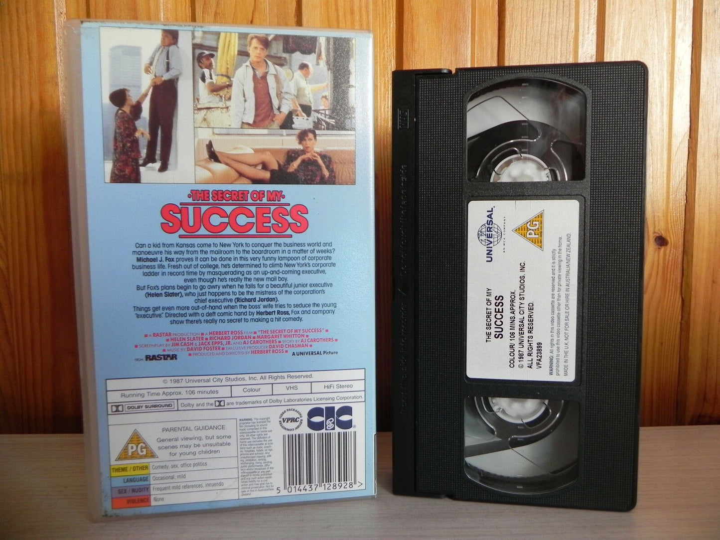 The Secret Of My Success - Comedy - Post-Cert - 1987 Comedy - Michael J. Fox VHS-