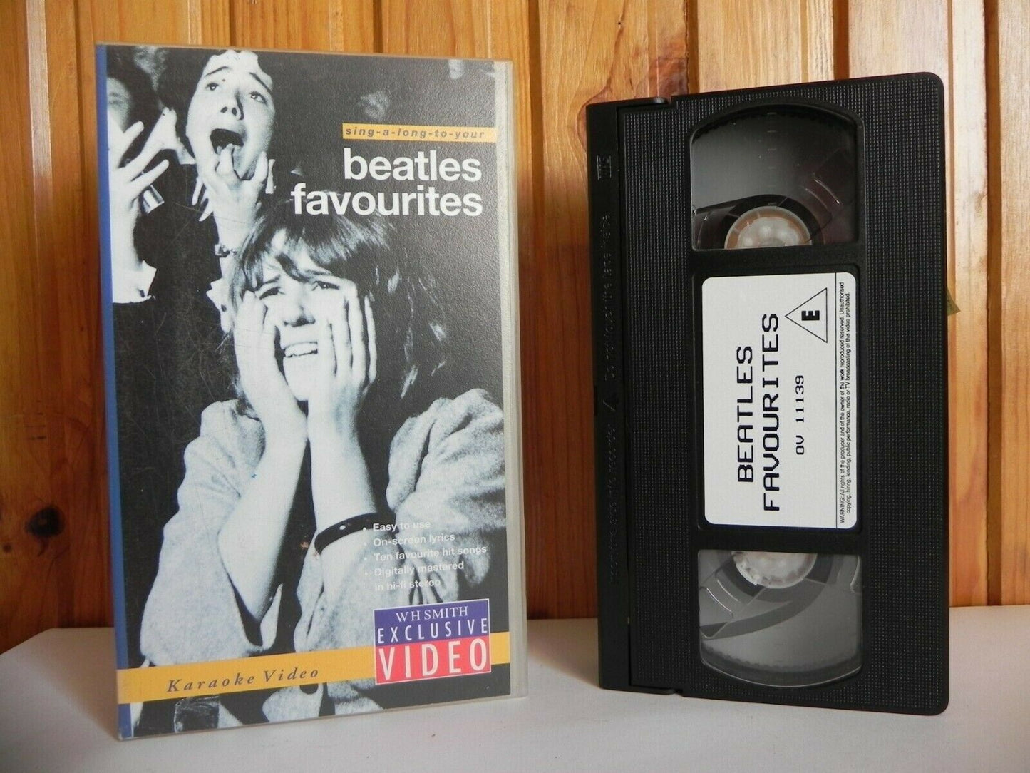 Beatles Favourites - Karaoke Video - Sing Along - The Beatles - Music - Pal VHS-