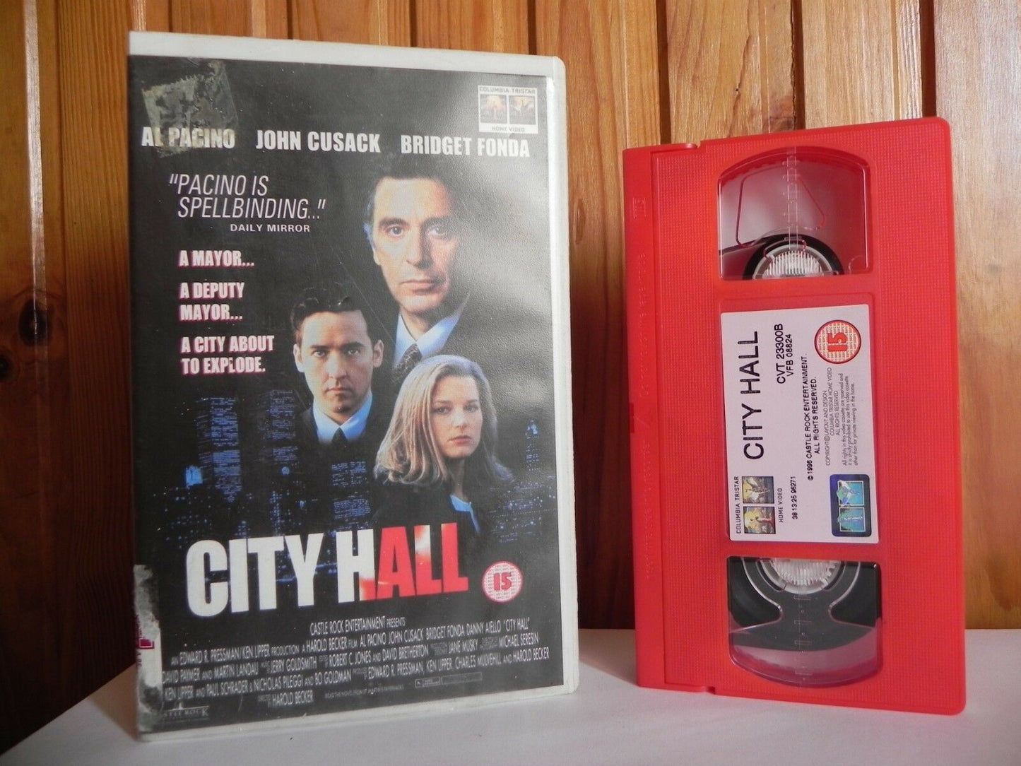 City Hall - Large Box - Columbia - Drama - Al Pacino - Bridget Fonda - Pal VHS-