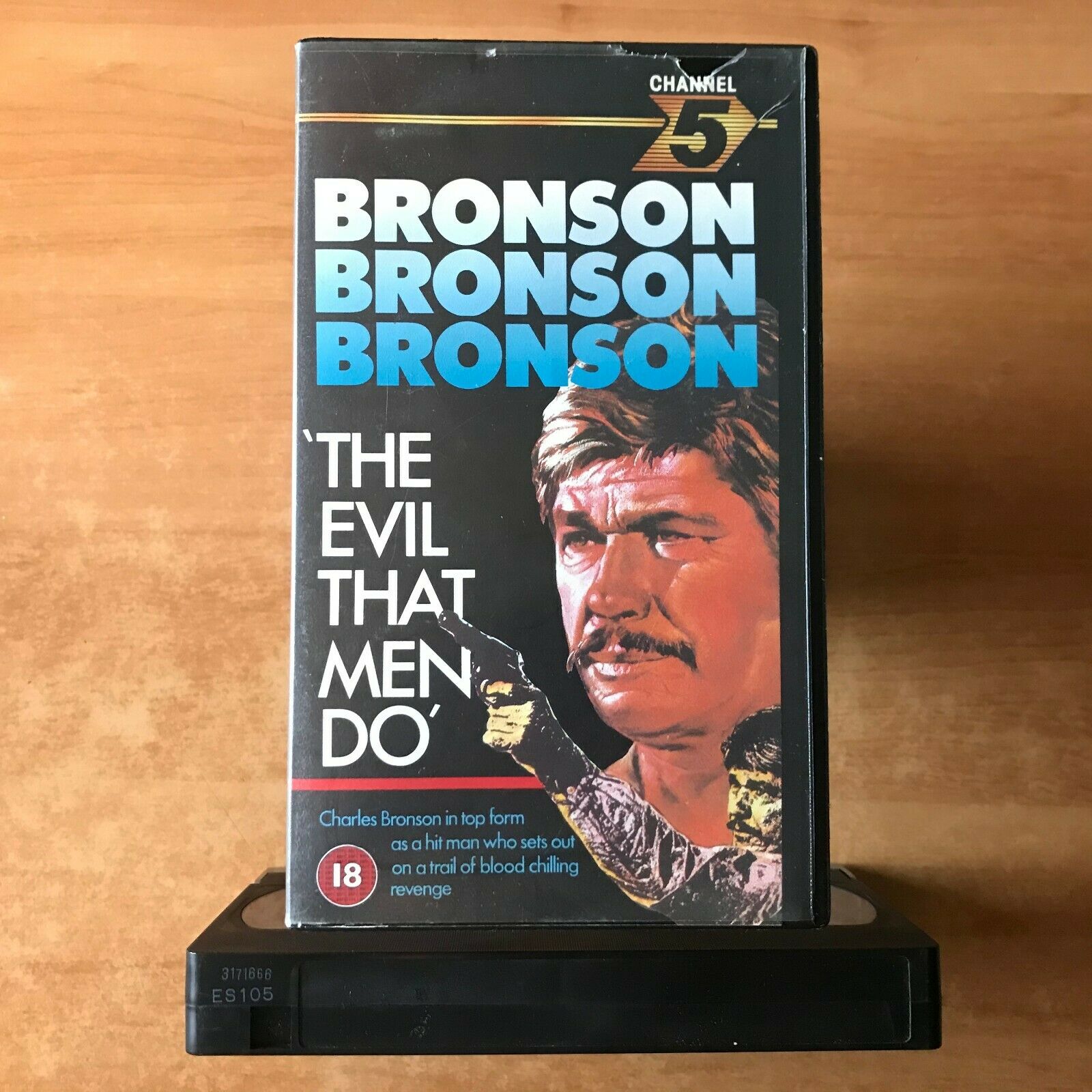 The Evil That Men Do; [R. Lance Hill]: Action Thriller - Charles Bronson - VHS-