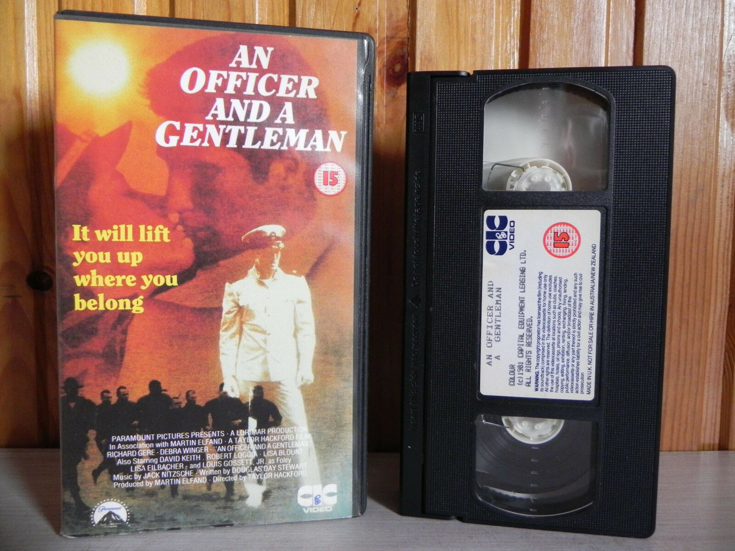 An Officer And A Gentleman - CIC Video - Romance - Richard Gere - Pal VHS-