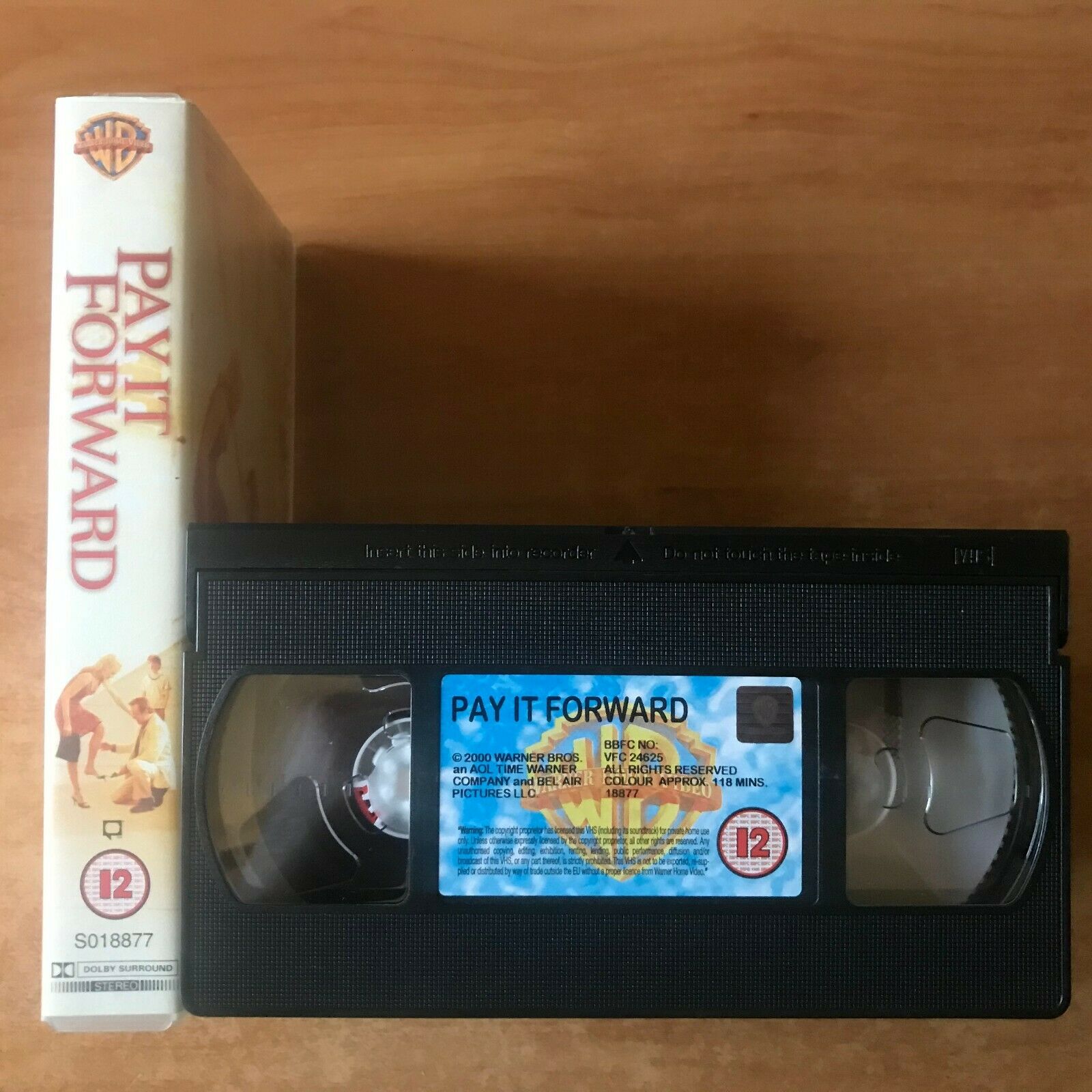 Pay It Forward (2000); [Catherine Ryan Hyde]: Drama - Kevin Spacey - Pal VHS-