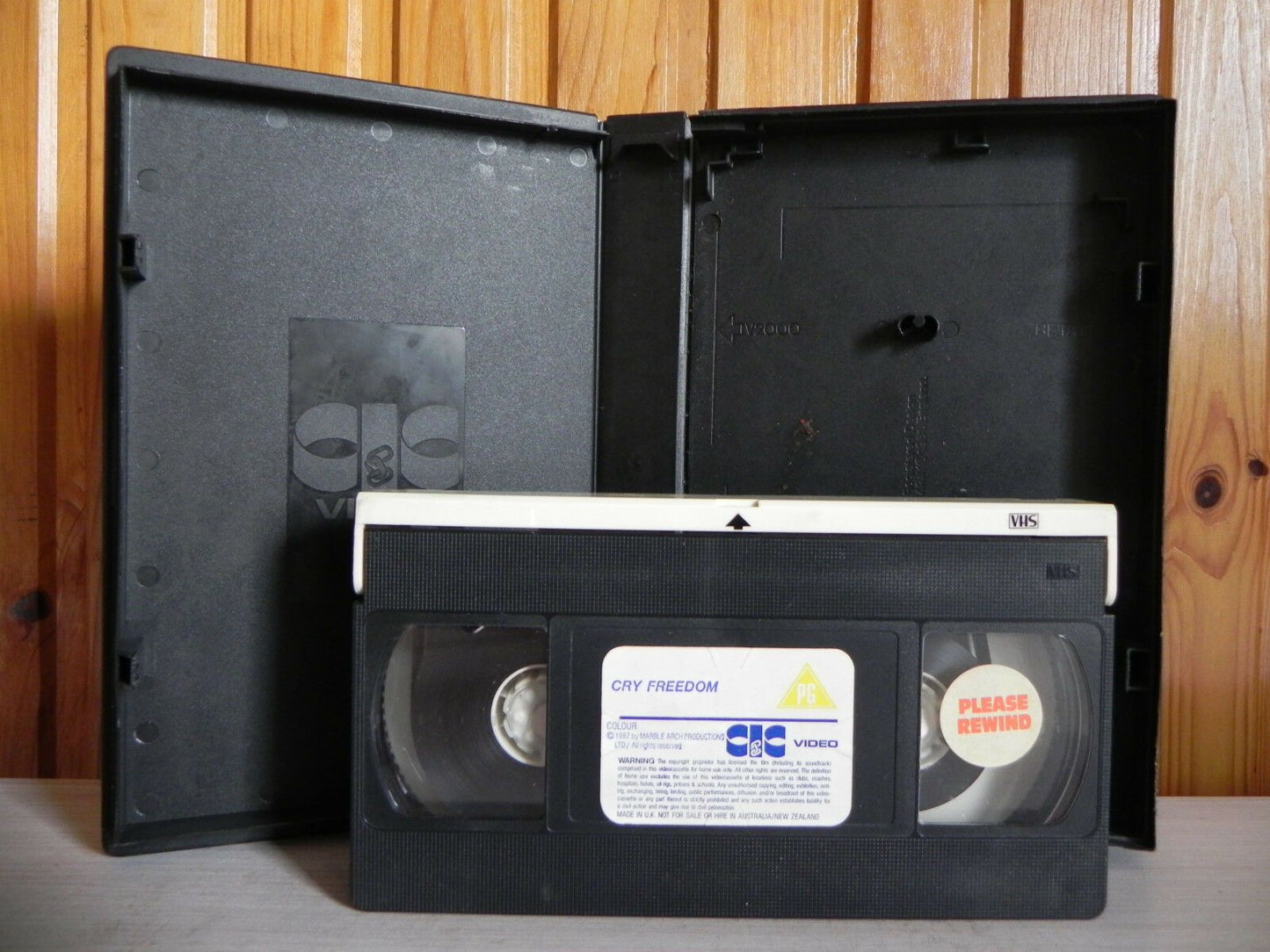 Cry Freedom - CIC Video - Drama - Denzel Washington - Large Box - Pal VHS-