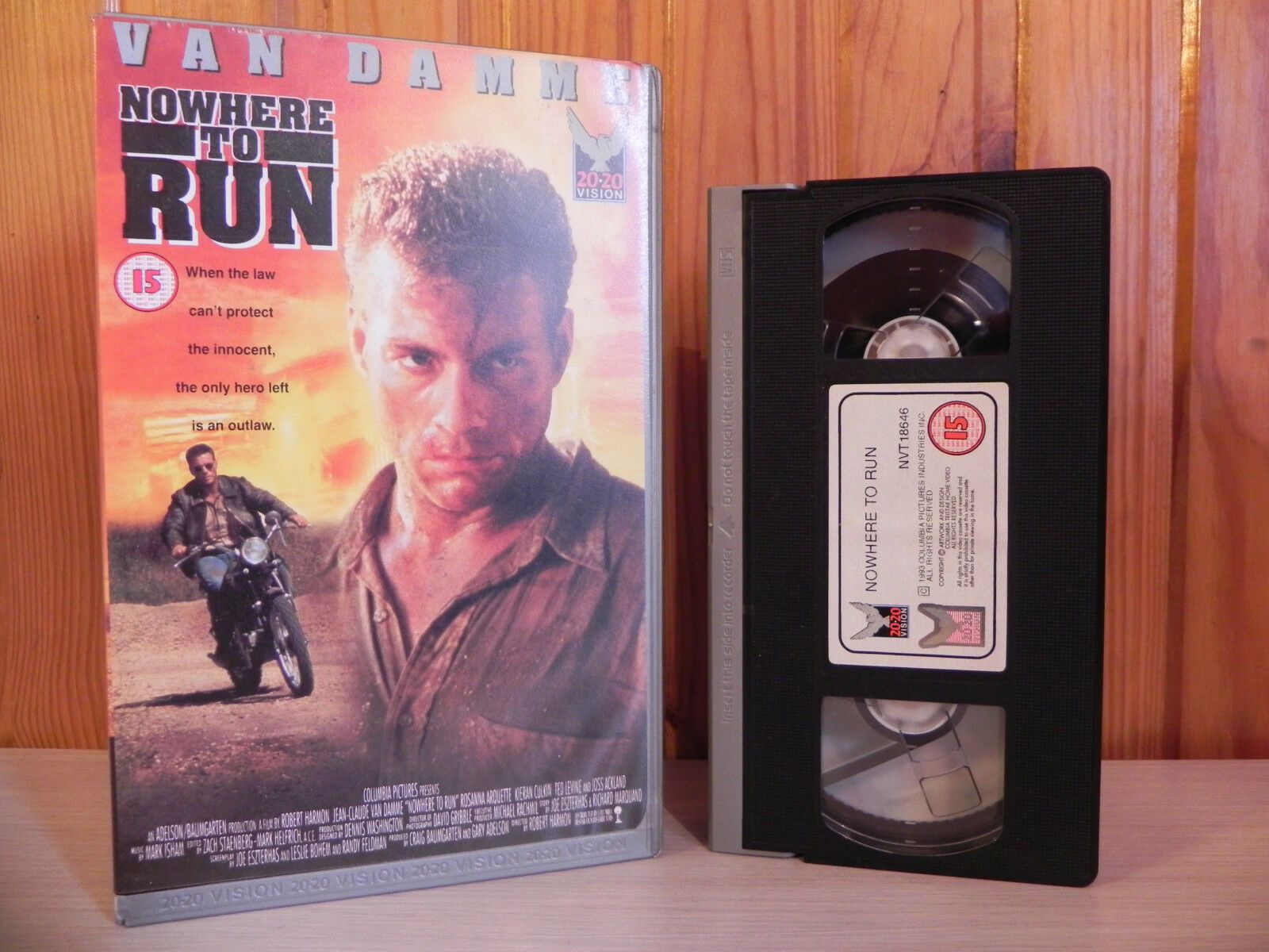 Nowhere To Run - Van Damme - 20/20 Video - Kickboxing - Big Box - Action - VHS-