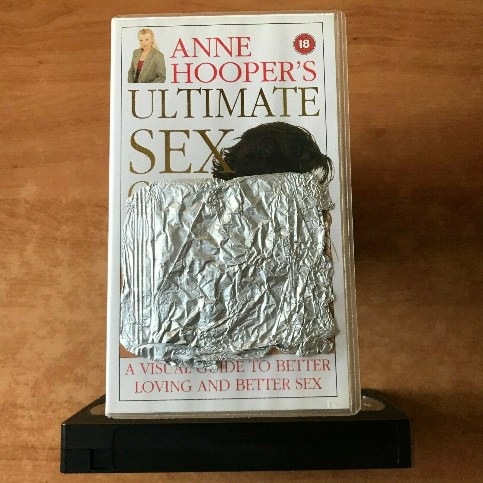 Ultimate Sex Guide; [Anne Hooper]: Basic - Positions - Massage Techniques - VHS-
