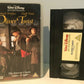 Oliver Twist [Diney]: Adventure - Richard Dreyfuss / Elijah Wood - Kids - VHS-