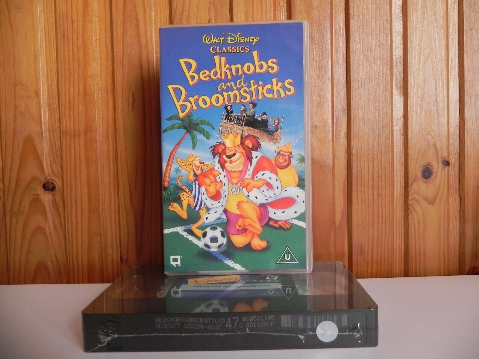 Bedknobs And Broomsticks: Walt Disney - Brand New Sealed - Kids - Pal VHS-