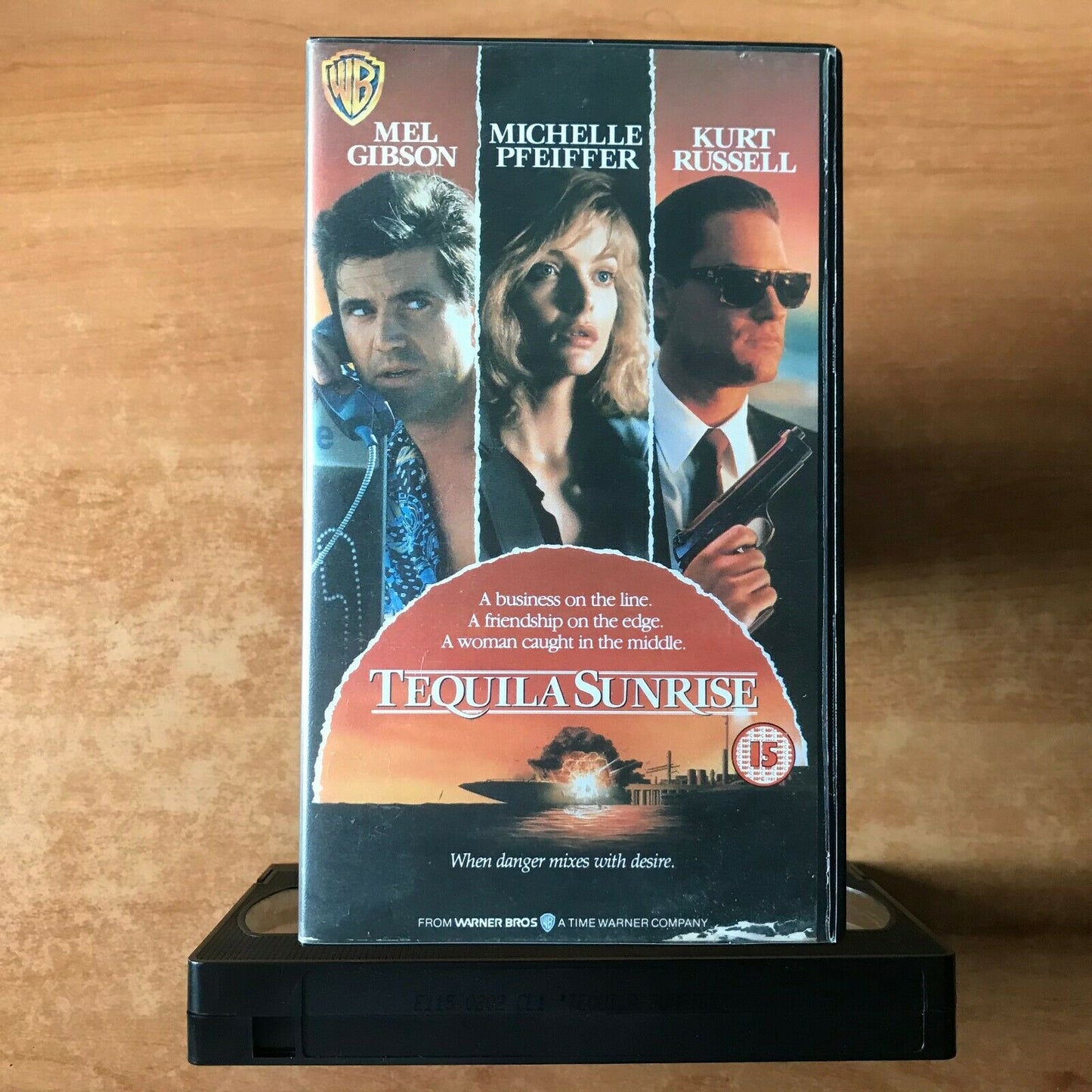 Tequila Sunrise: Coke Drama - L.A. Romance - Mel Gibson/Michelle Pfeiffer - VHS-