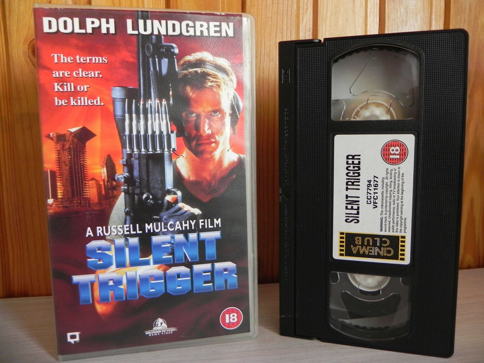 Silent Trigger - Dolph Ludgren - Assassin Action - 1996 Video - Small Box - VHS-