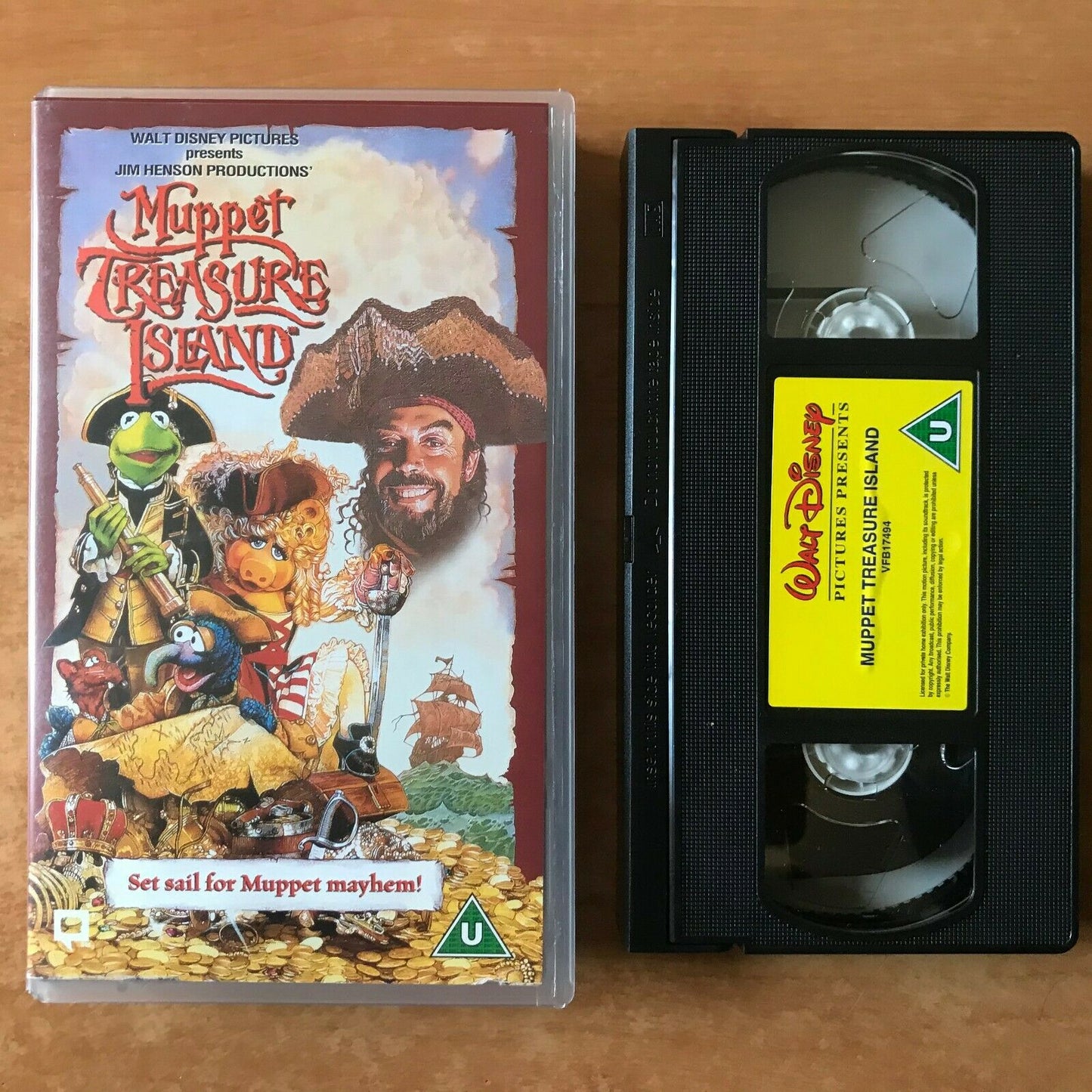 Muppet Treasure Island - Classic Adventure - Tim Curry/Billy Connoly - Pal VHS-