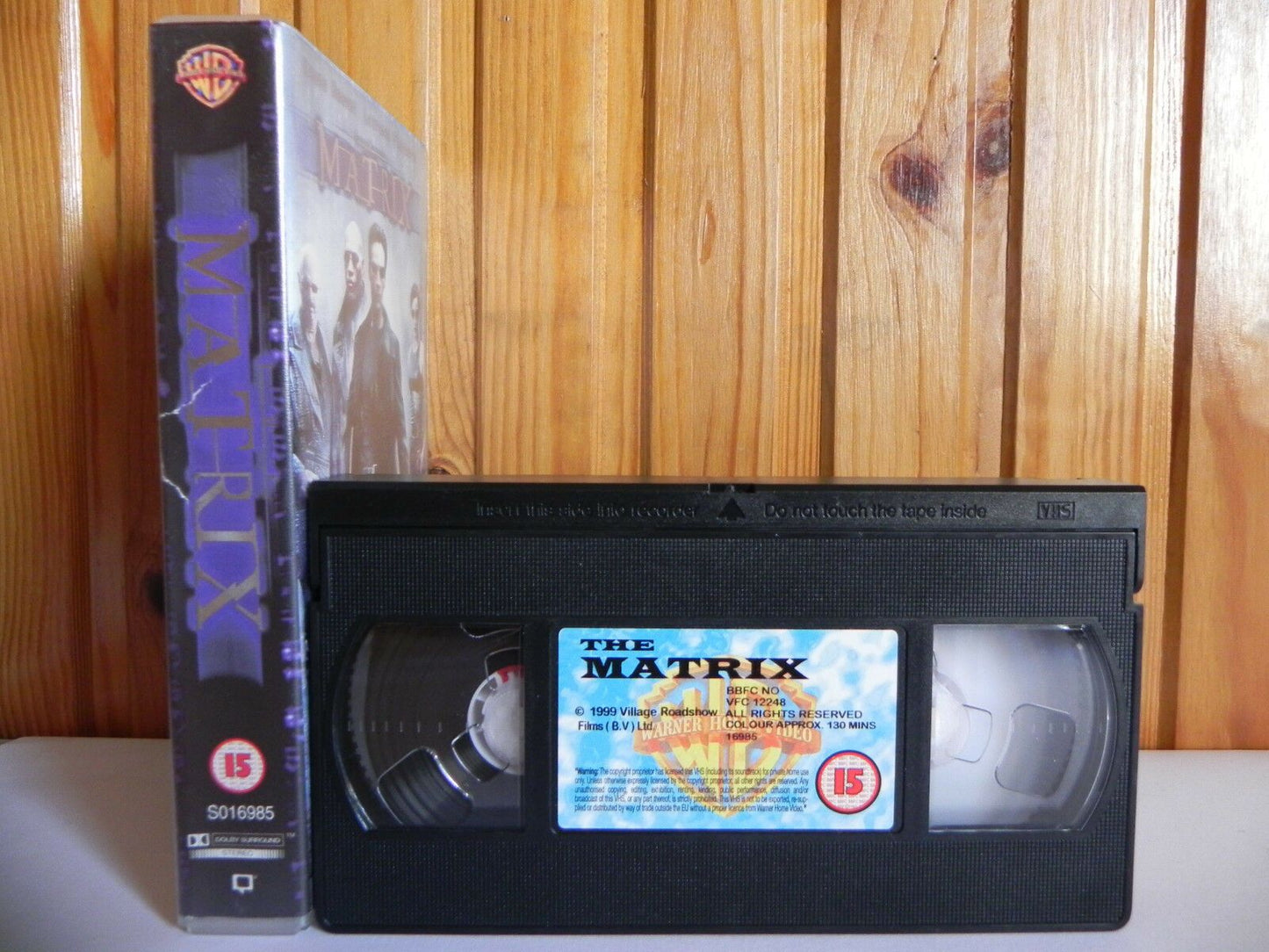 Matrix; [Warner] Small Box - Sci-Fi - Keanu Reeves / Laurence Fishburne - Pal VHS-