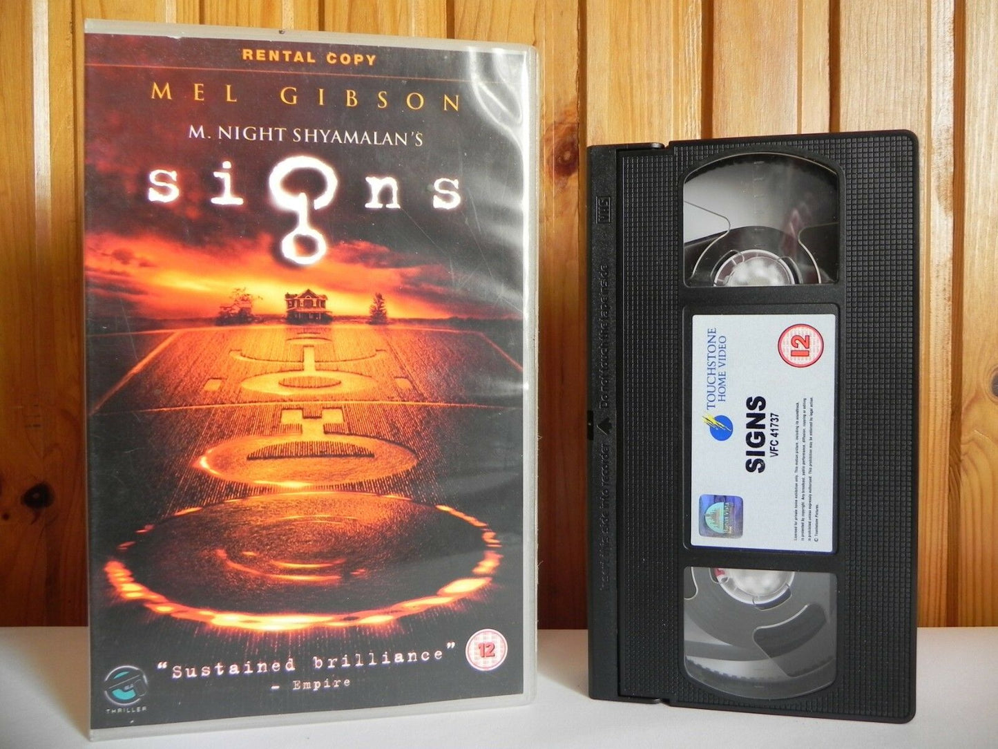 Signs - Large Box - Thriller - Ex-Rental - Mel Gibson - Jaquin Phoenix - Pal VHS-