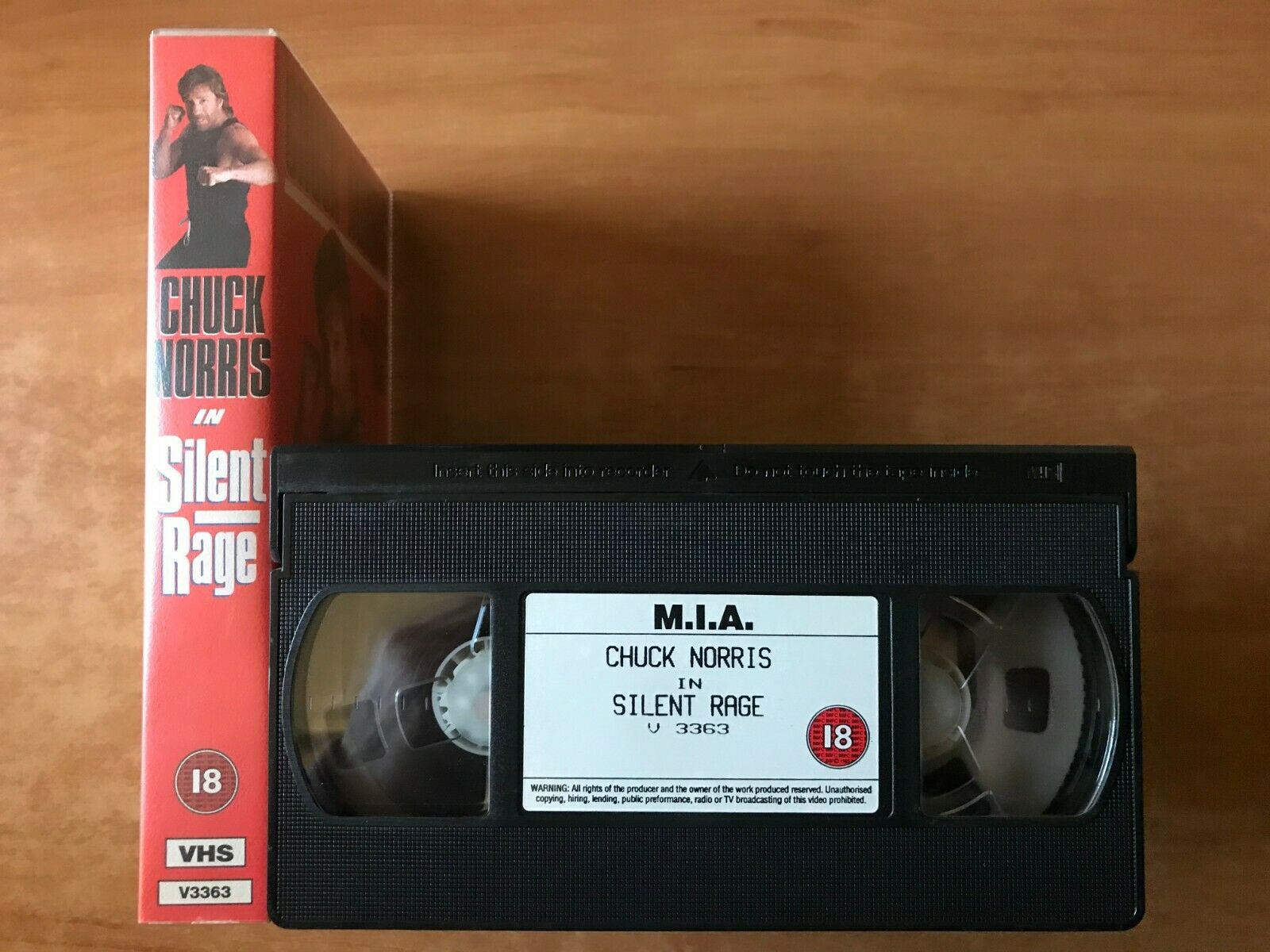 Silent Rage (1982): Action [Black Comedy] Psychotic Killer - Chuck Norris - VHS-
