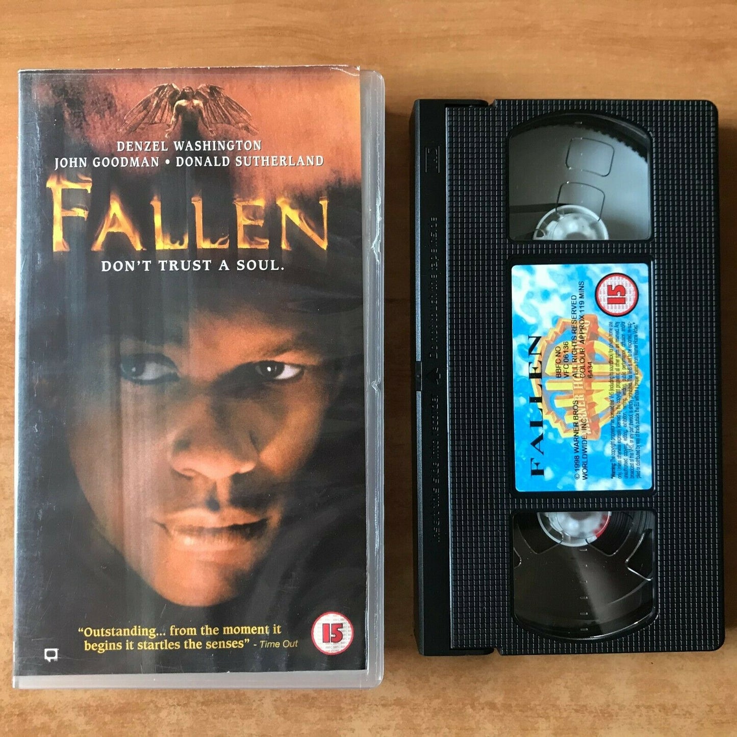 Fallen (1998): Crime Drama - Action - Denzel Washington / John Goodman - Pal VHS-