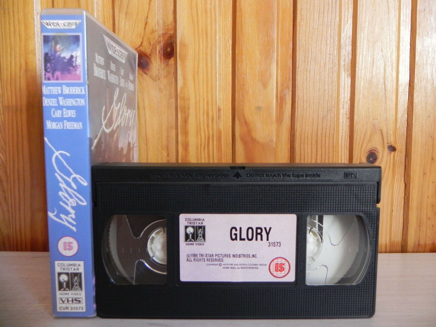 Glory - Columbia Tristar - Winner Of Three Academy Awards - Morgan Freeman - VHS-
